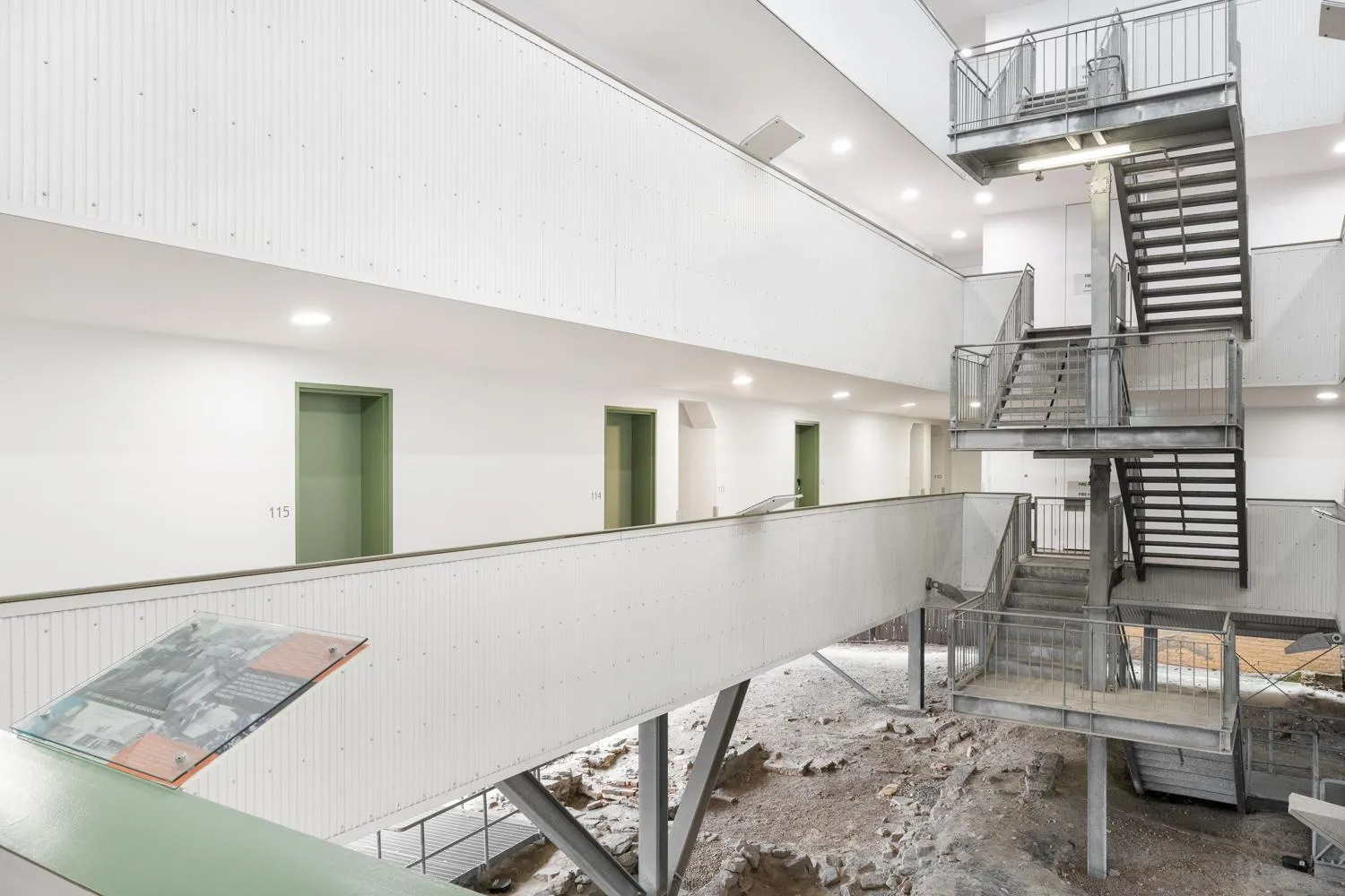 Property building in YHA Sydney Harbour