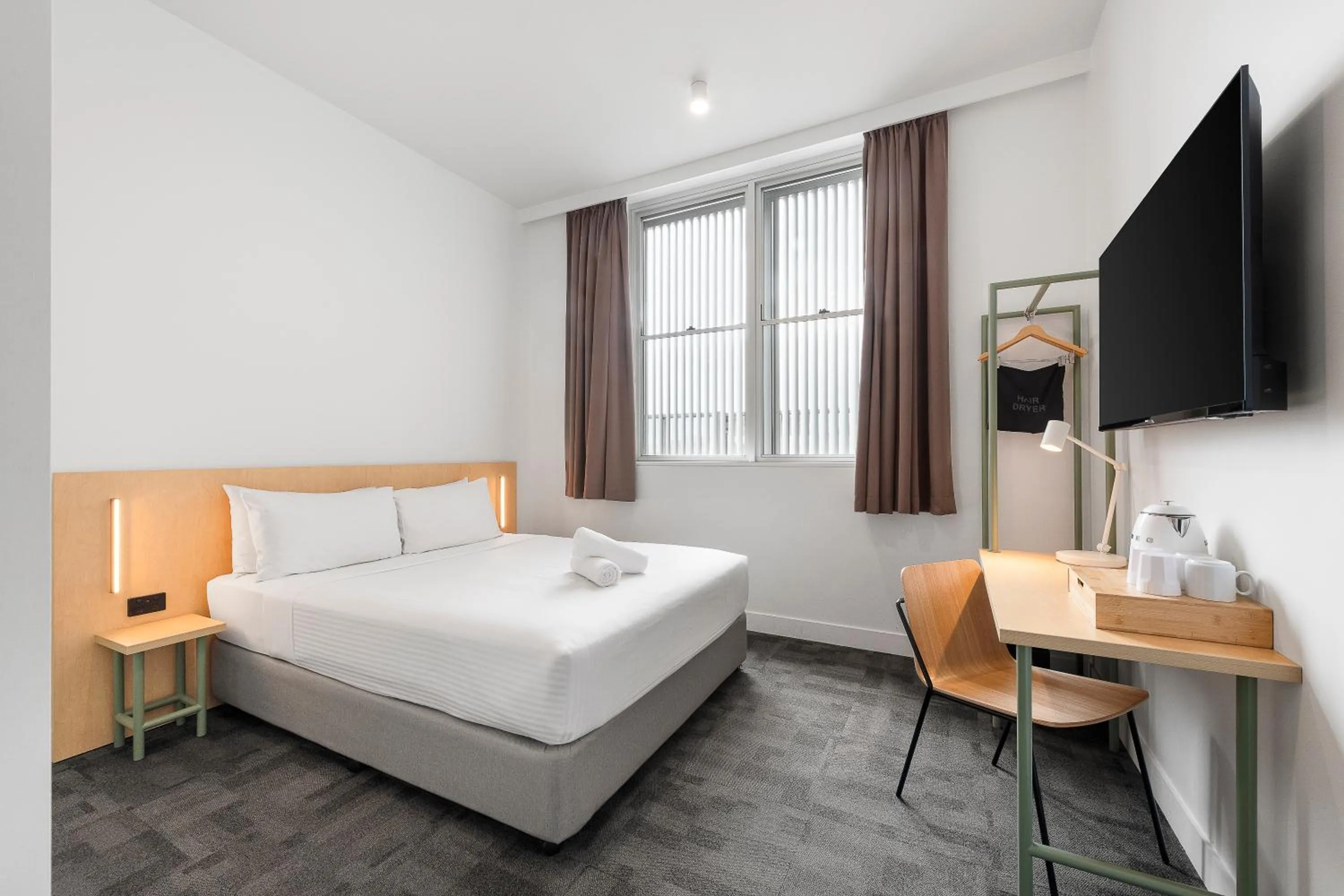 Bed in YHA Sydney Harbour