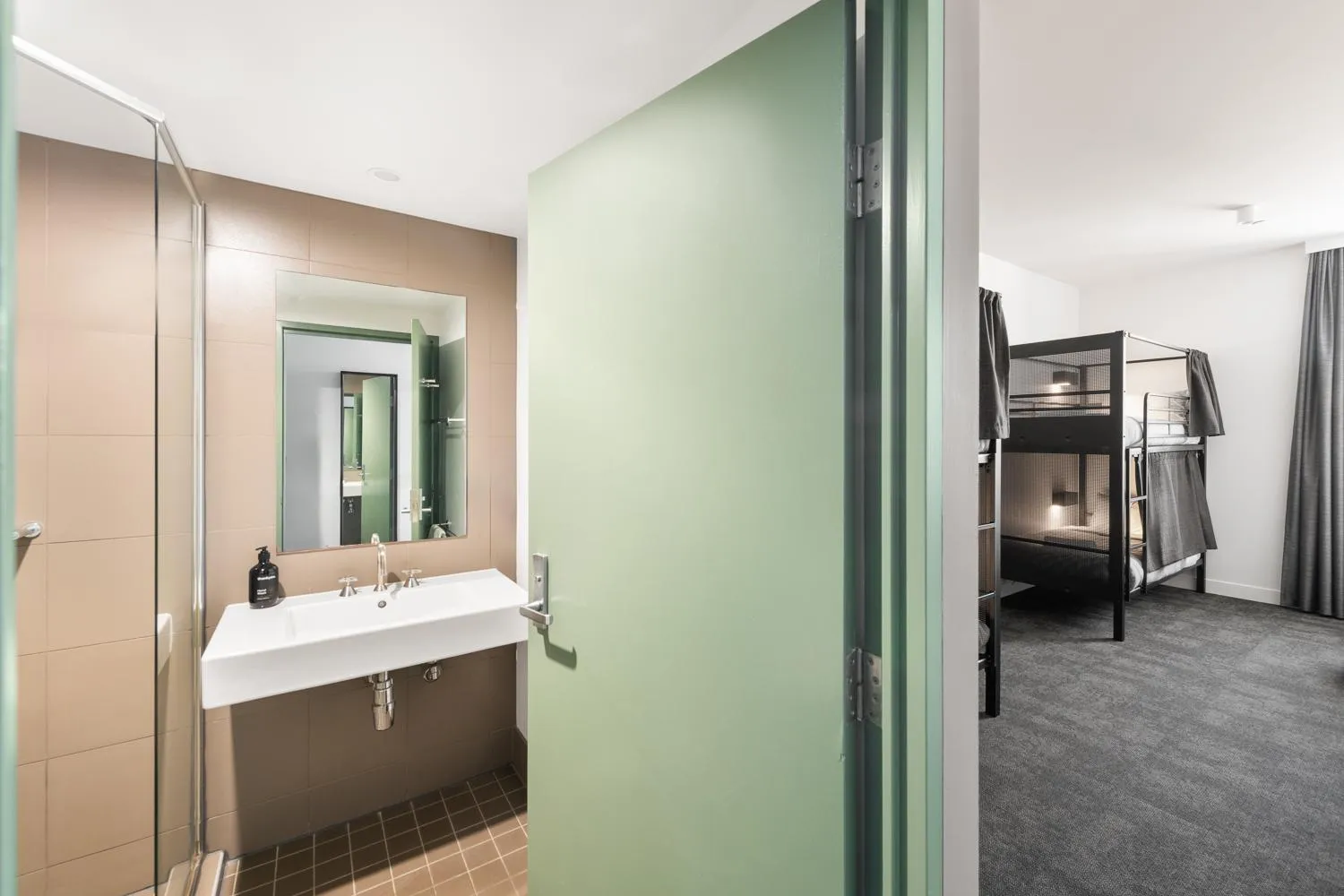 Bathroom, Bed in YHA Sydney Harbour
