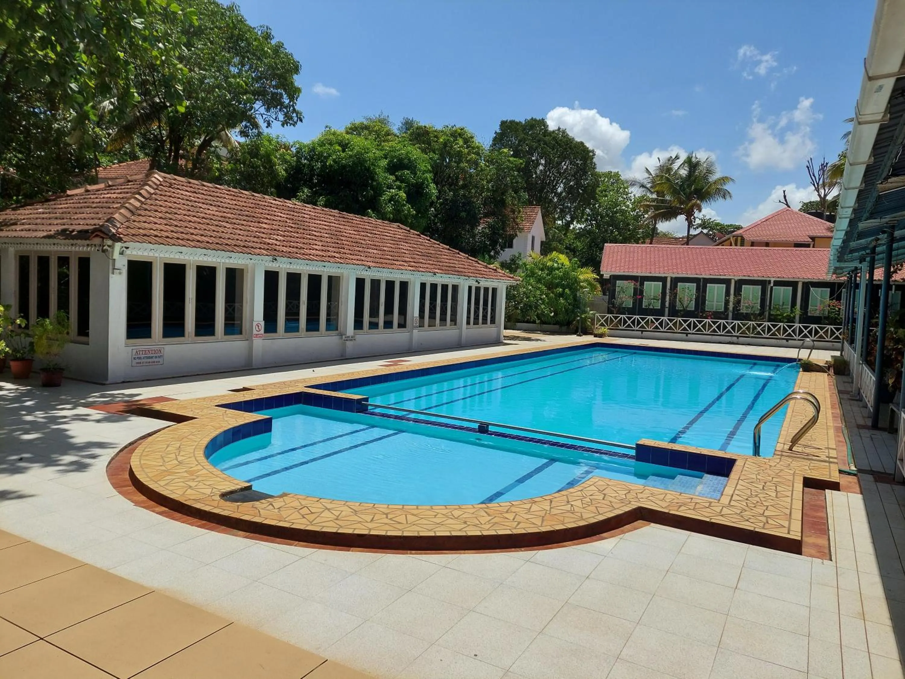 Swimming pool in Angels Resort