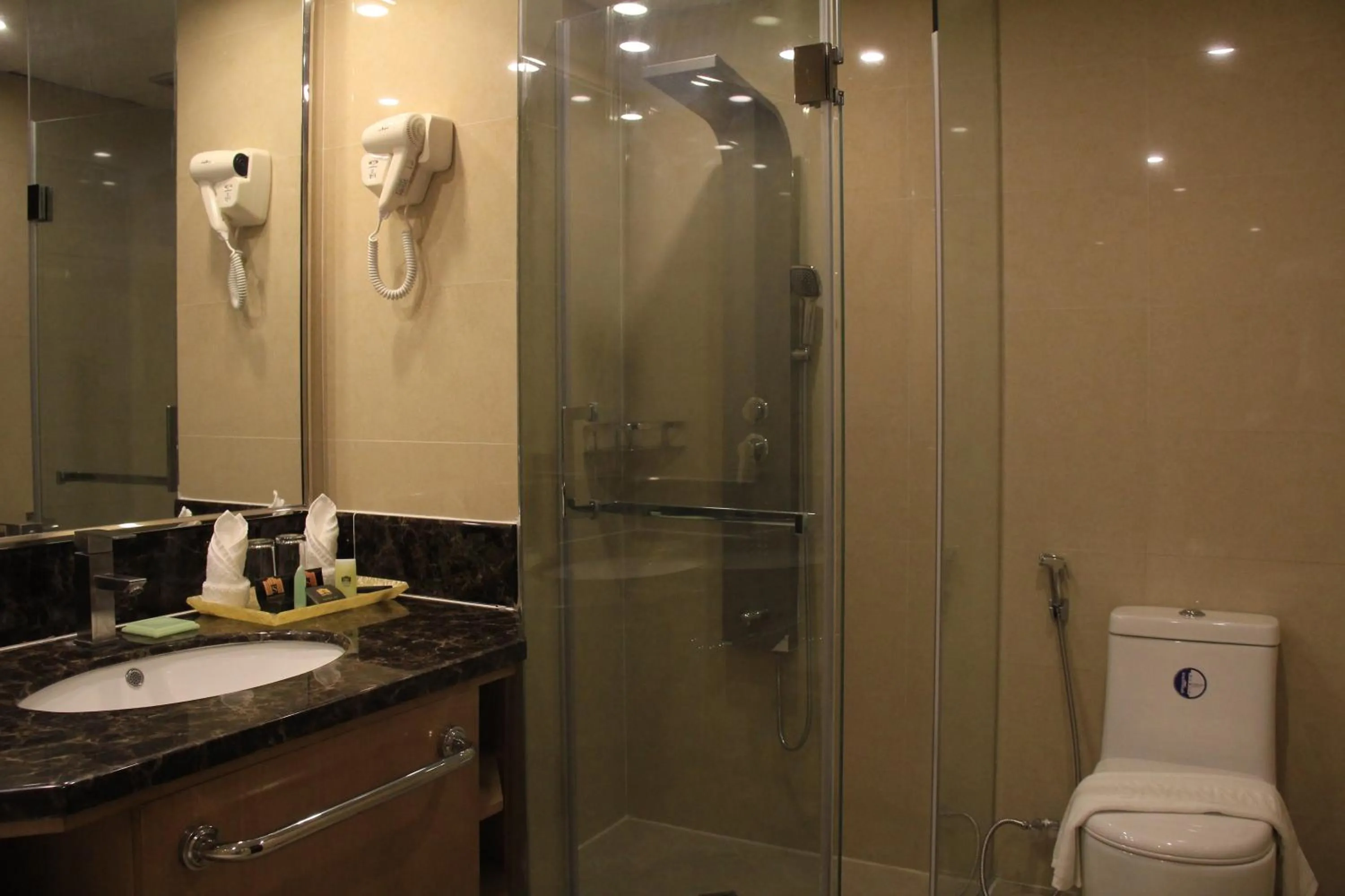 Bathroom in Savannah Resort Hotel