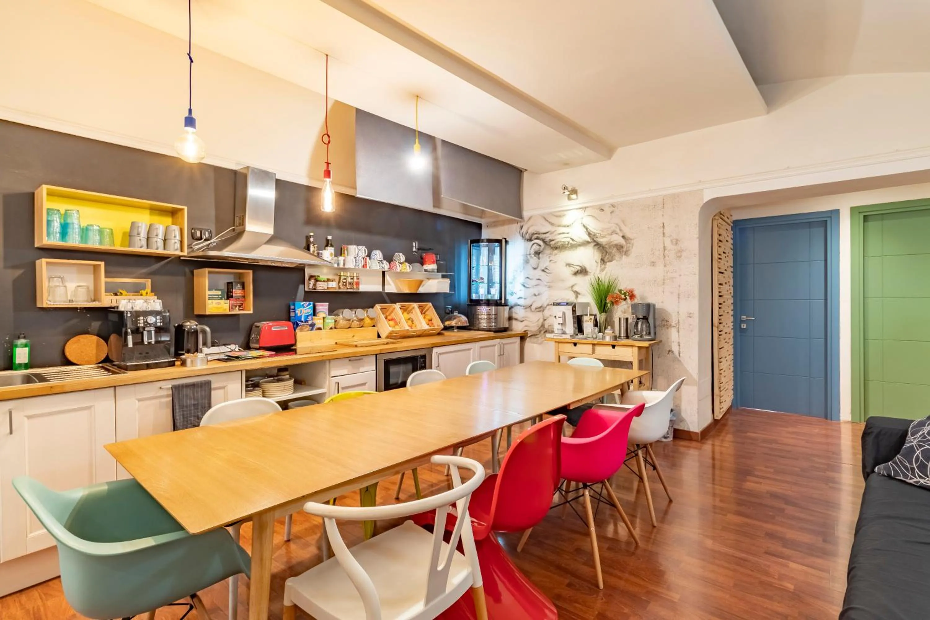 Kitchen or kitchenette in DAB Guest House