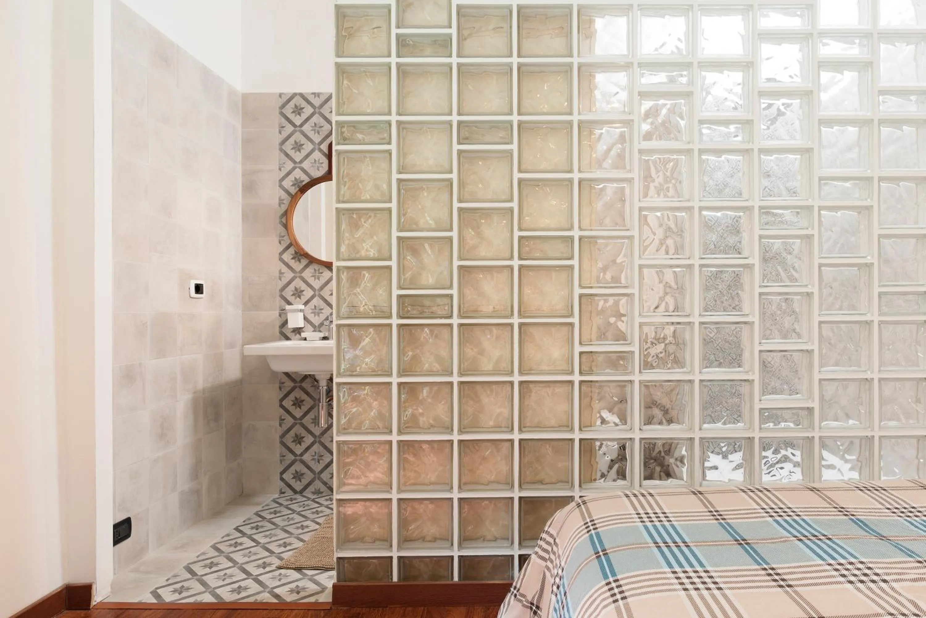 Photo of the whole room, Bed in DAB Guest House