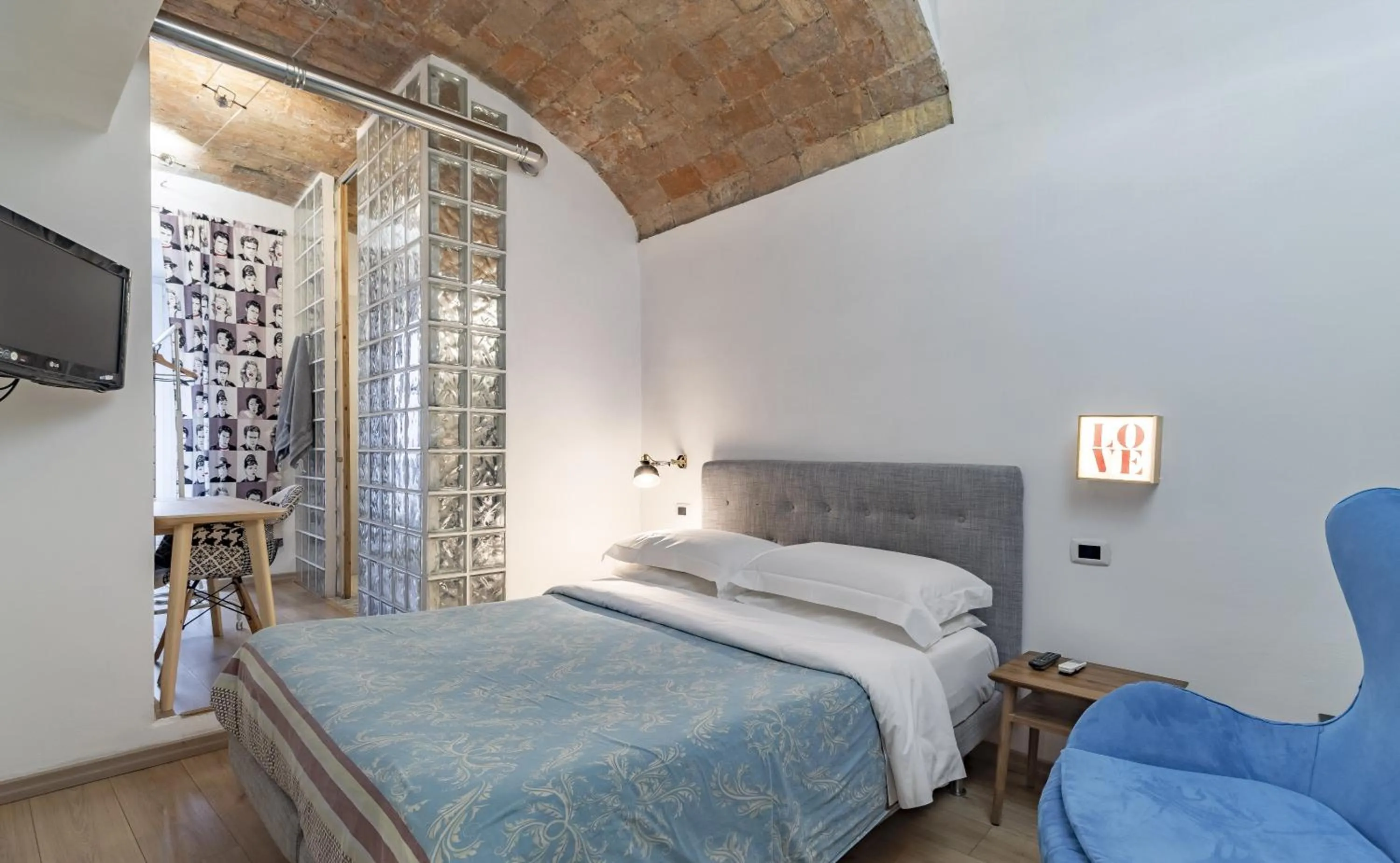 Bedroom, Bed in DAB Guest House