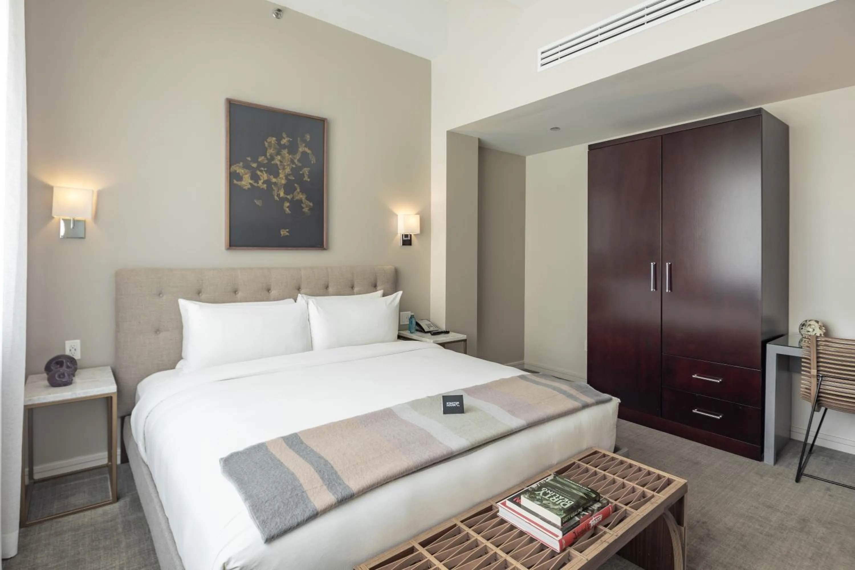 Bedroom, Bed in Stanton House El Paso