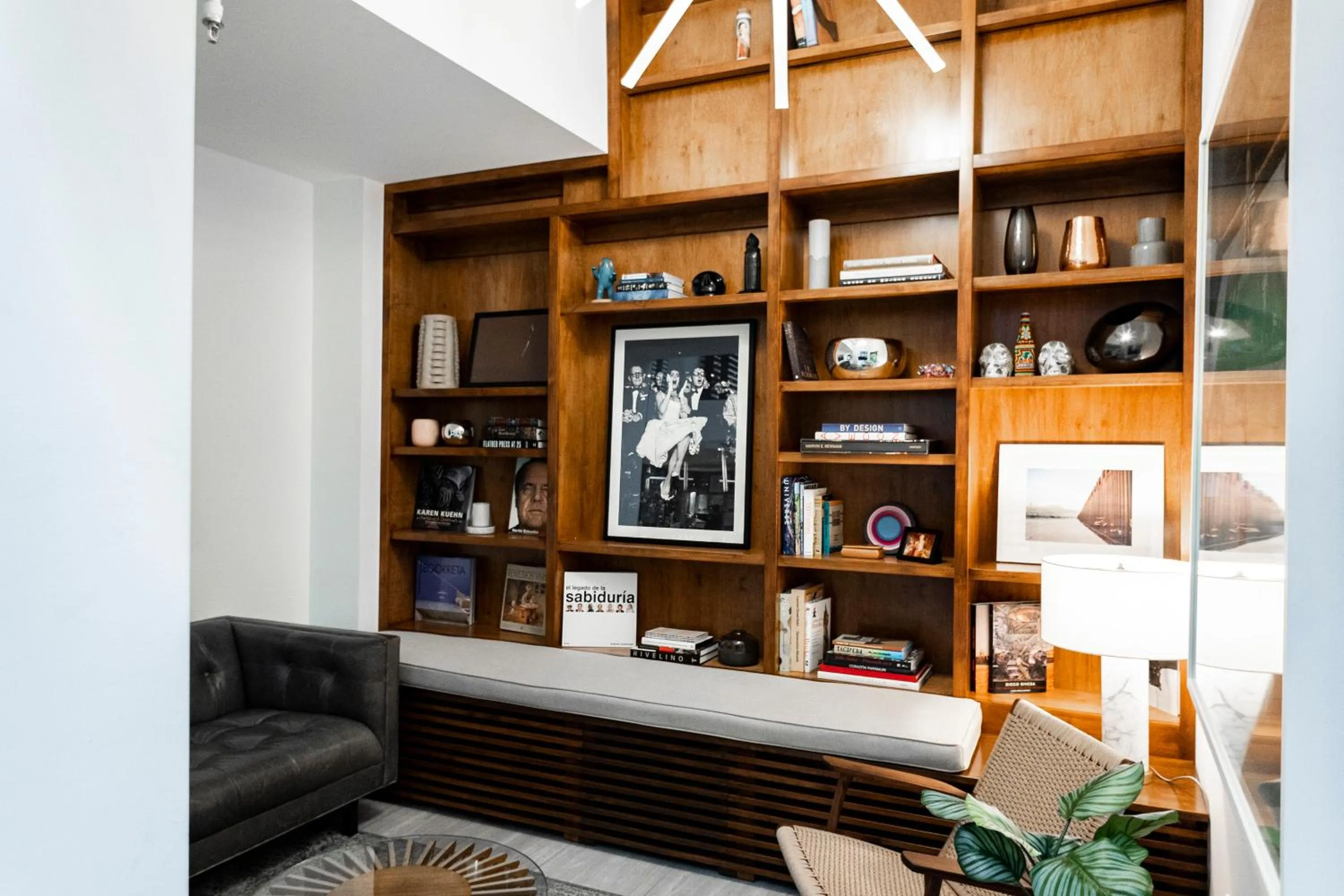 Library in Stanton House El Paso