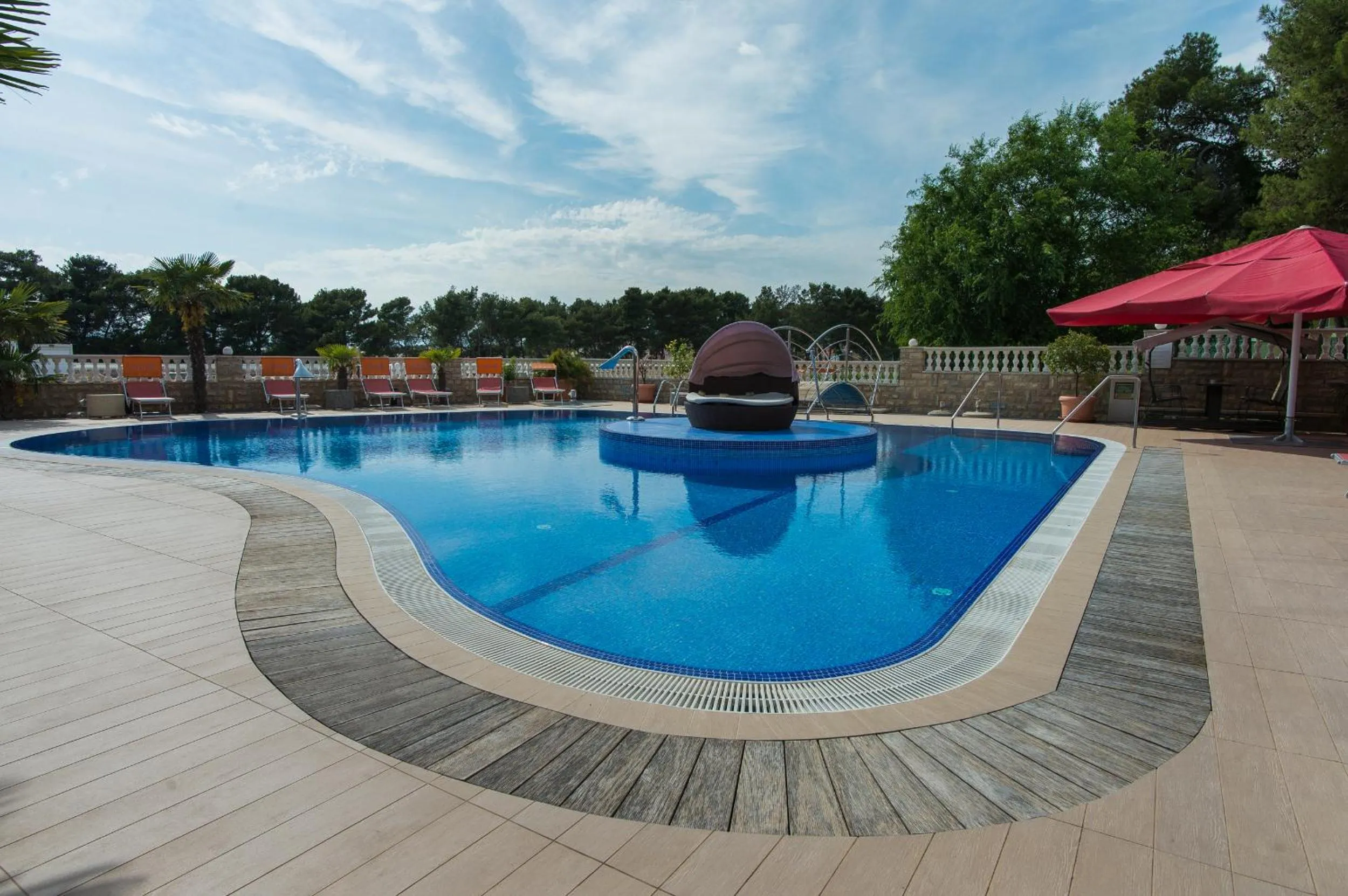 Swimming pool in Hotel Miramare