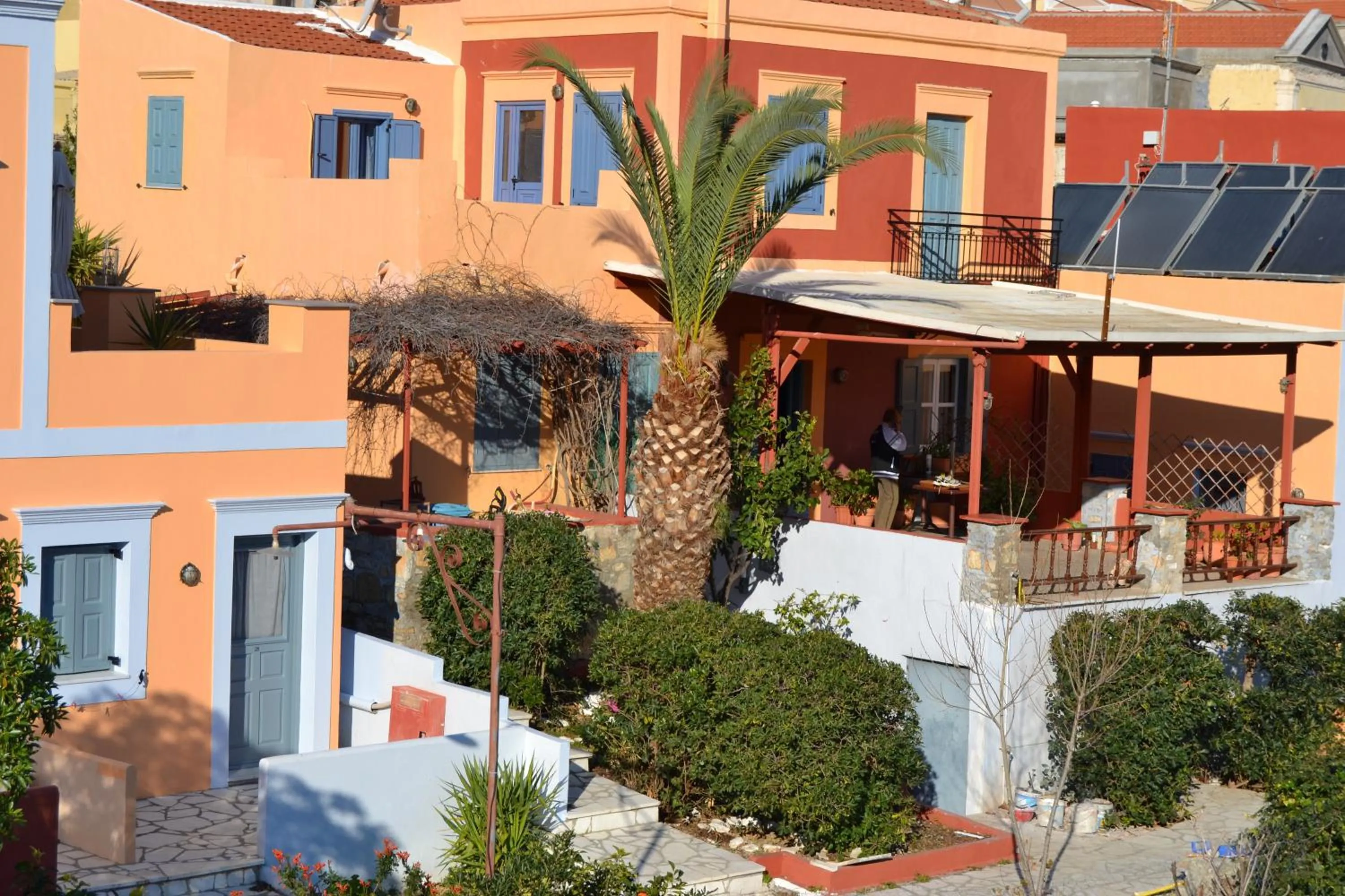 Property building in Taxiarchis