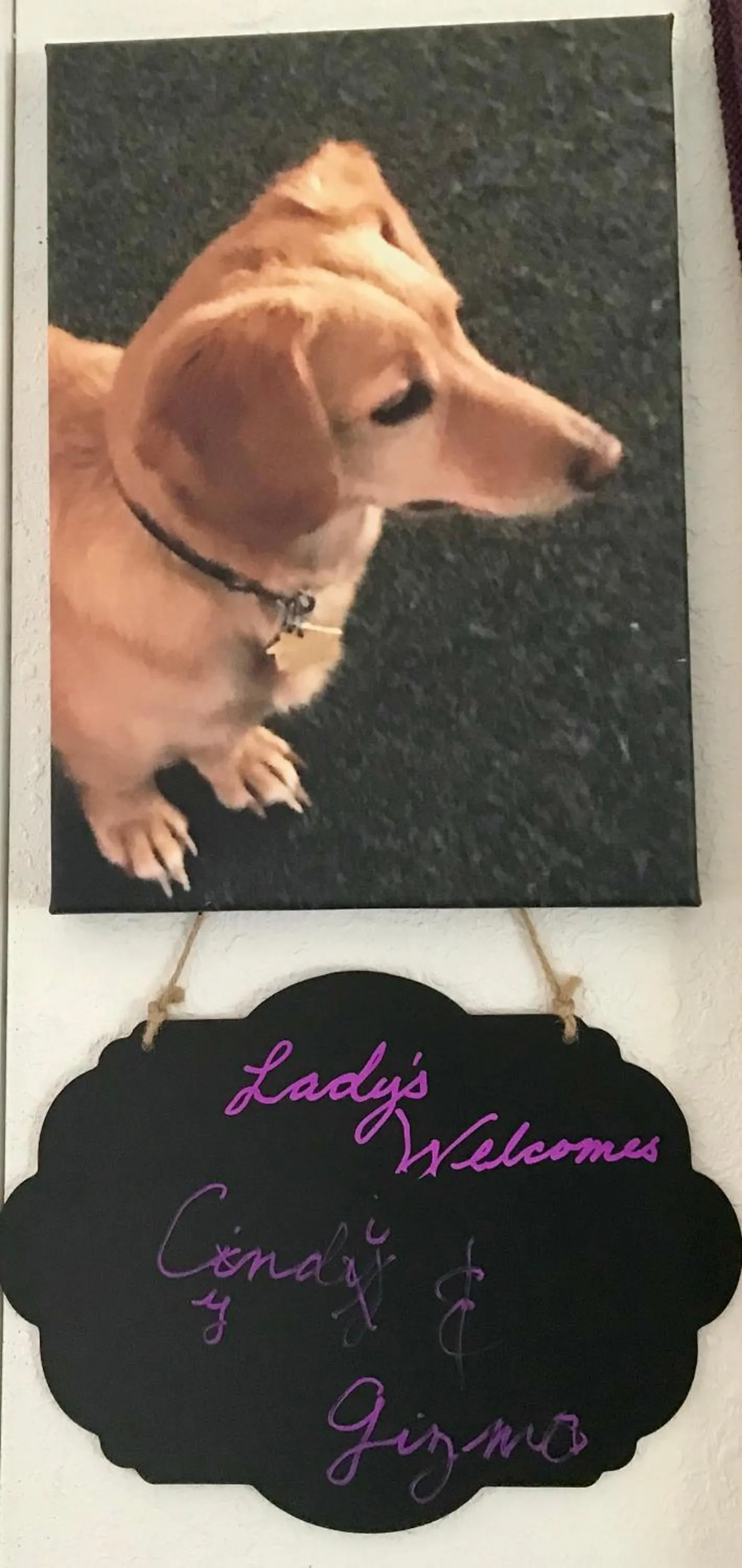 Decorative detail in Leah's Homestay in Hoquiam