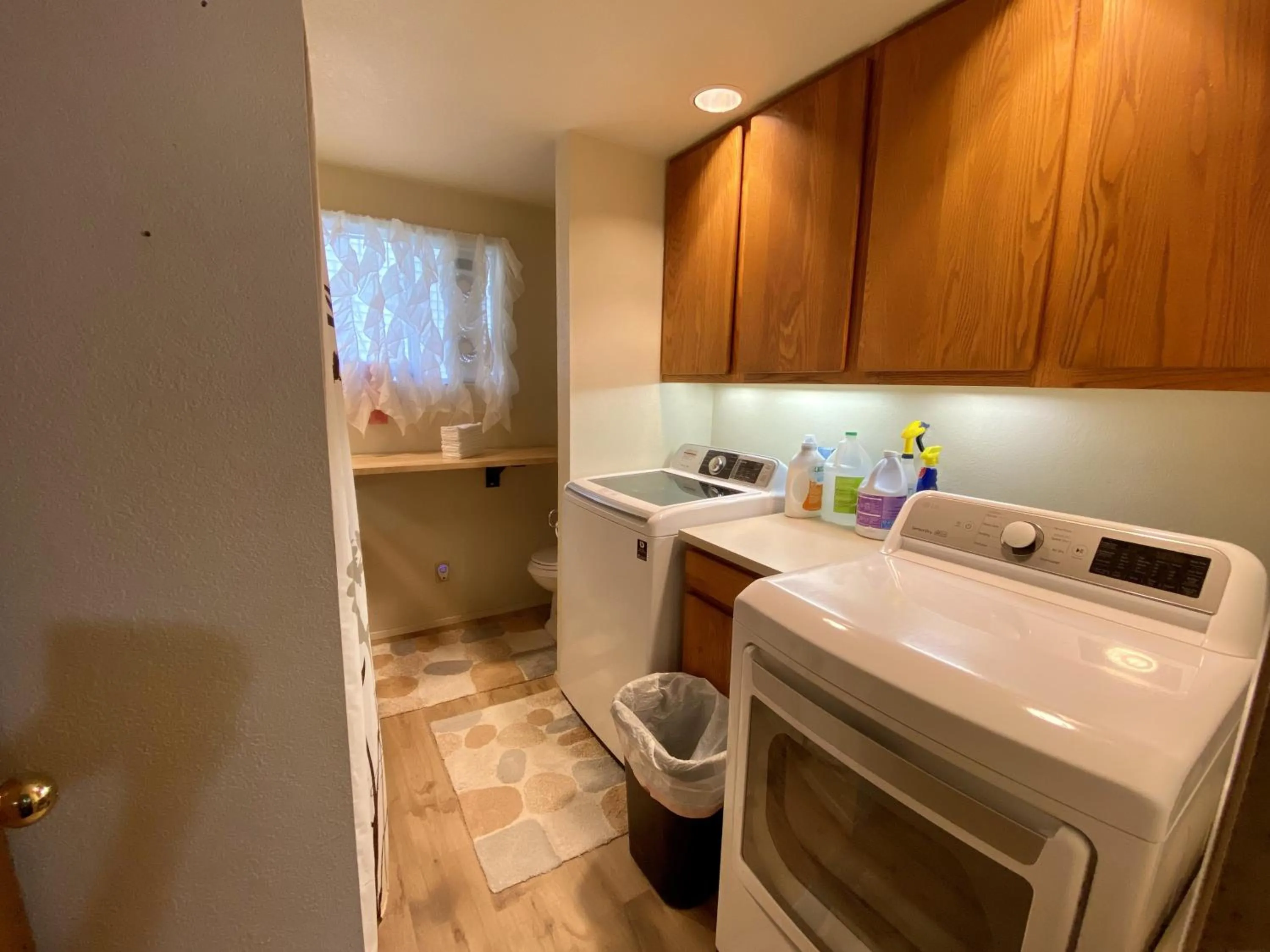 laundry in Leah's Homestay in Hoquiam