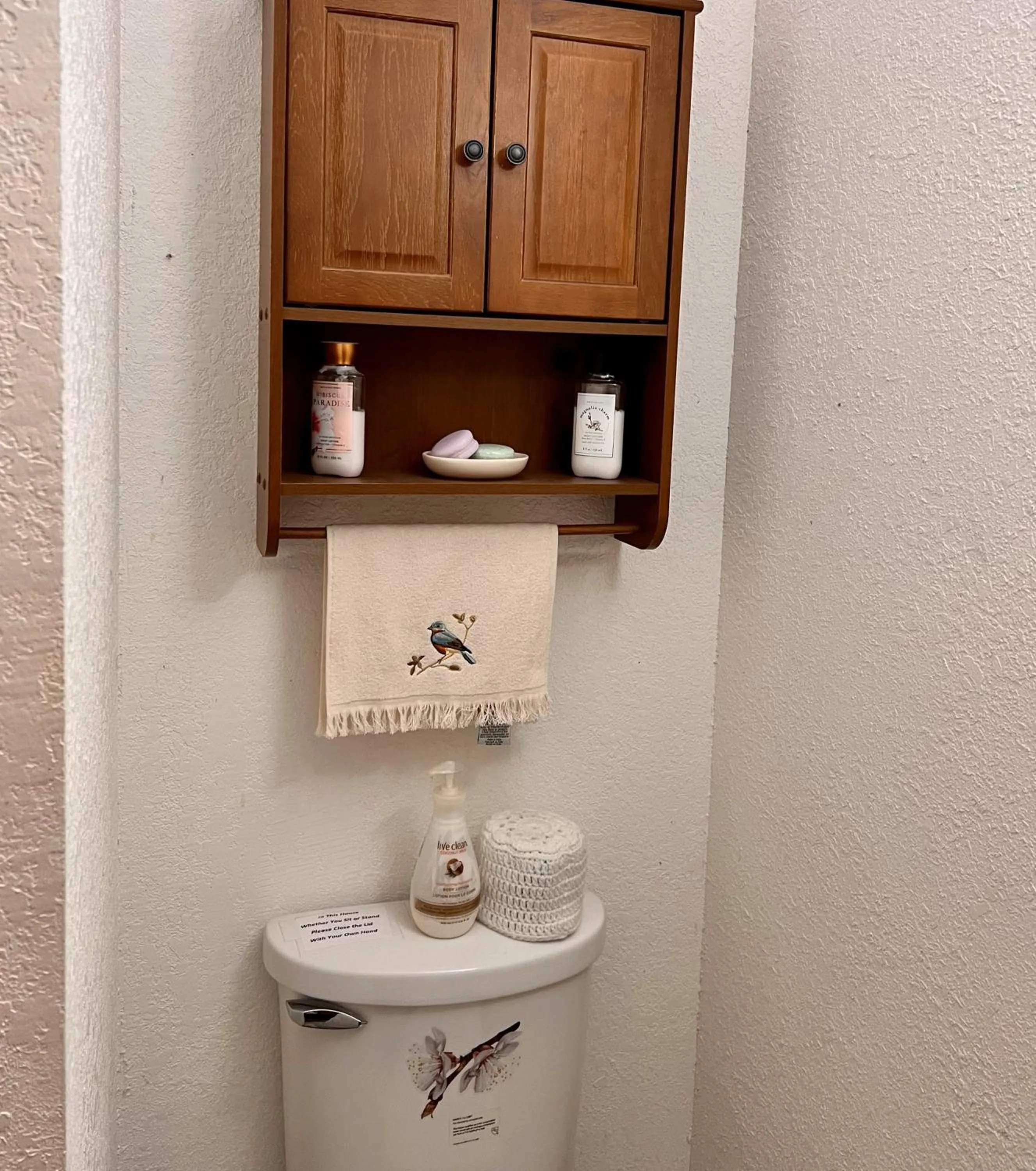 Toilet in Leah's Homestay in Hoquiam