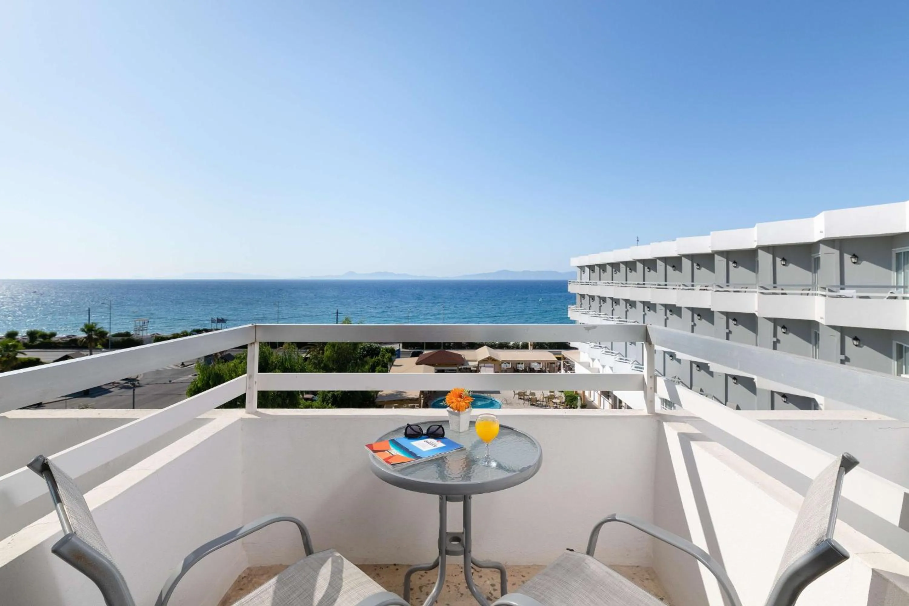Balcony/Terrace in Lito Hotel