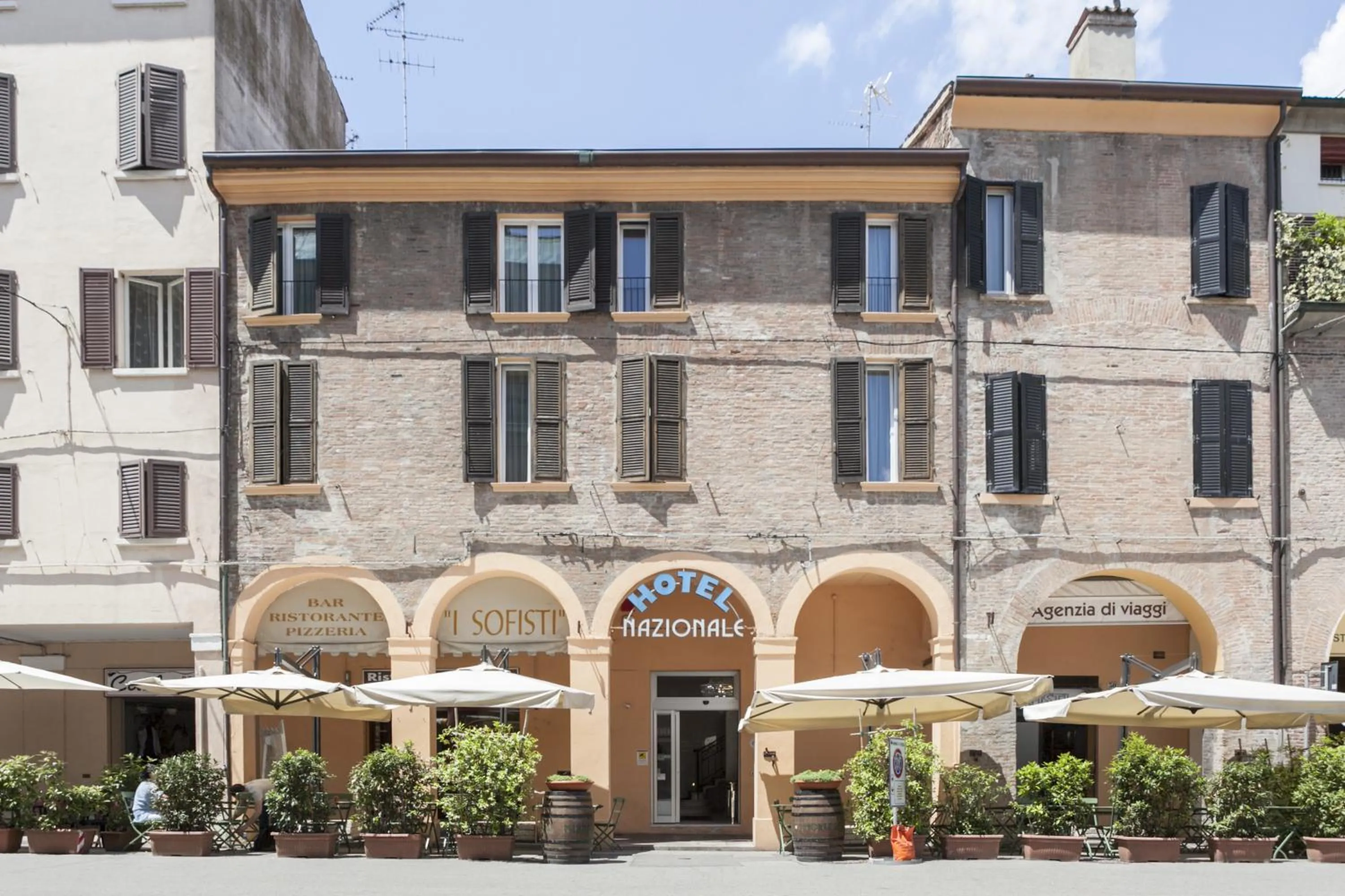 Facade/entrance in Hotel Nazionale