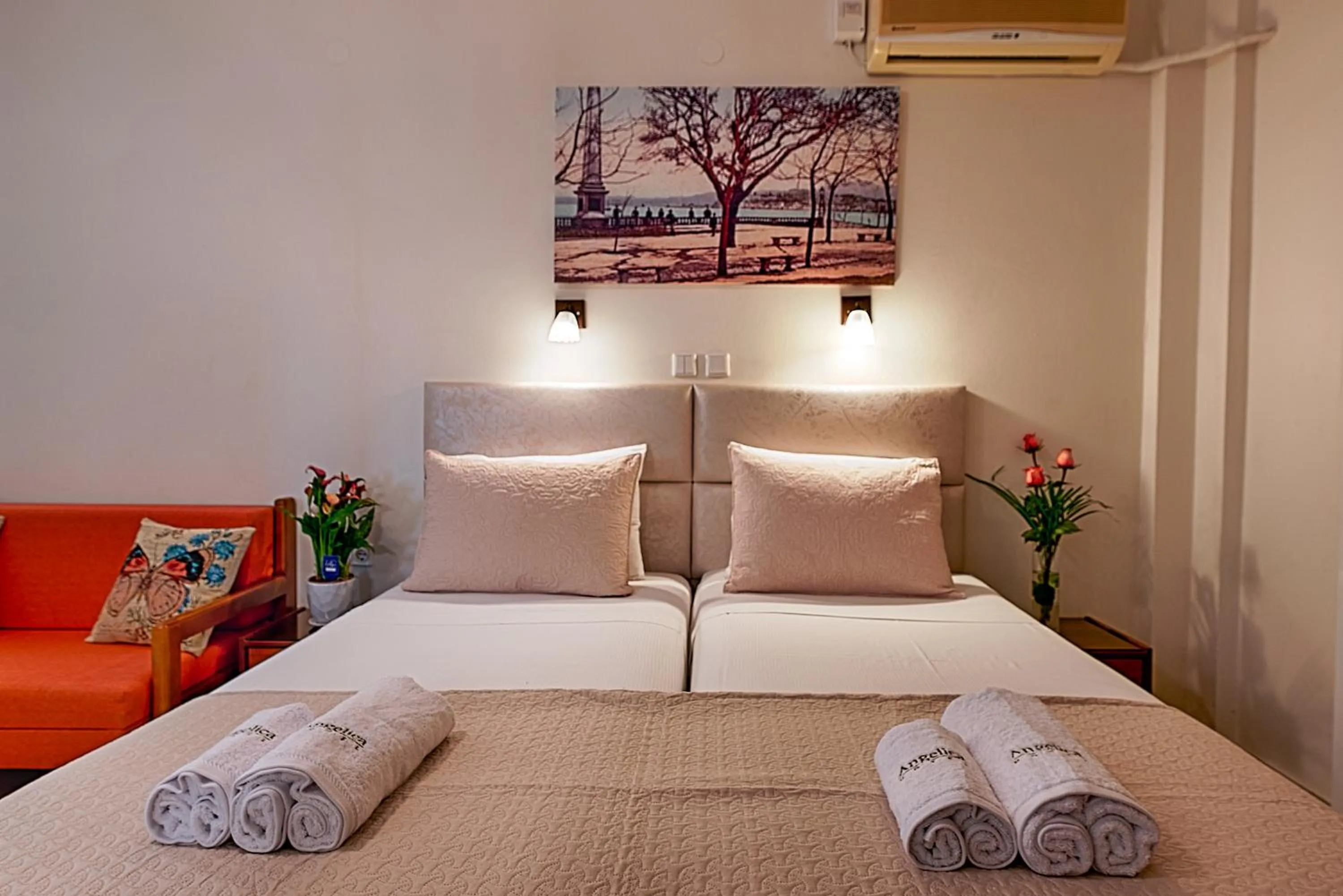 Bed in Angelica Hotel