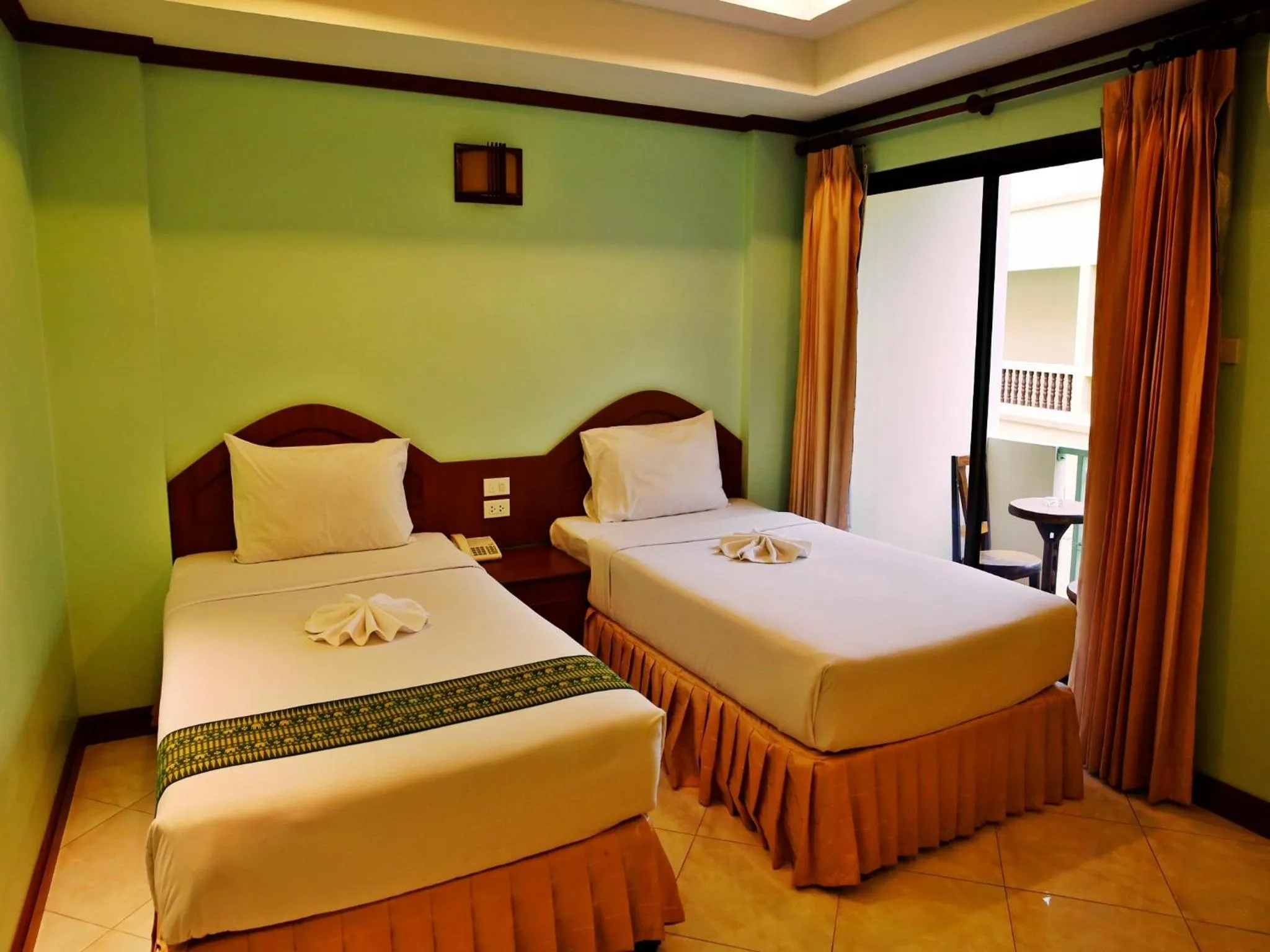 Property building, Bed in Baan SS Karon