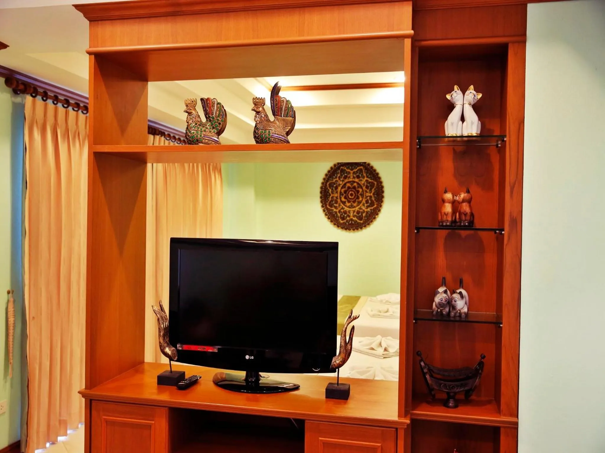 Property building in Baan SS Karon