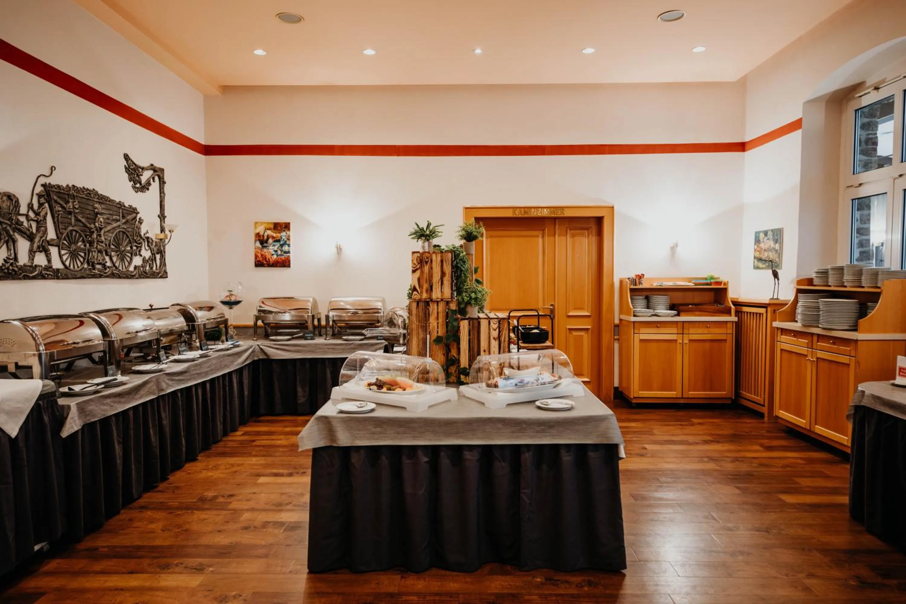 Restaurant/places to eat in Sonnenhotel Hoher Hahn