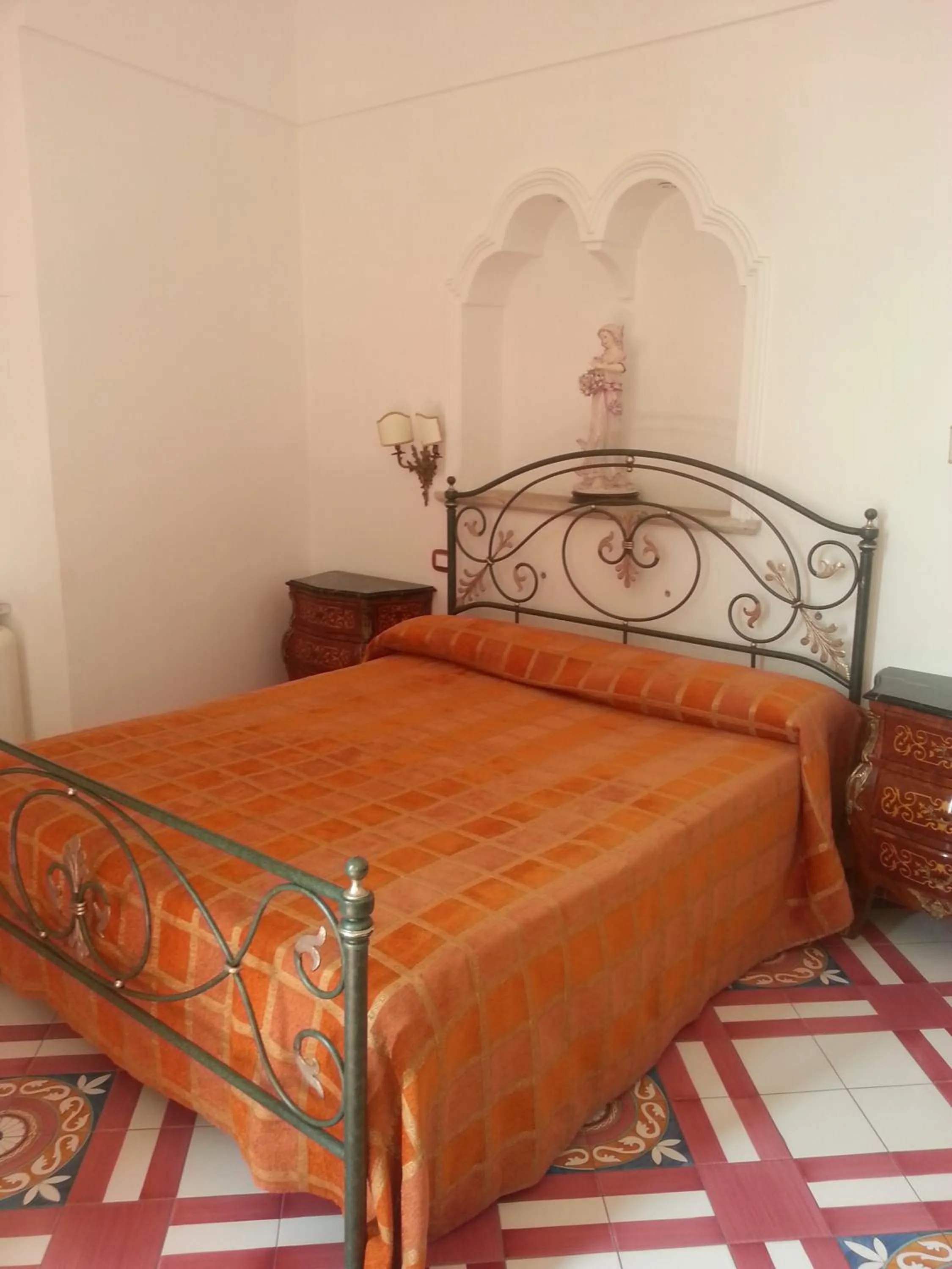 Bedroom, Bed in Hotel Croce Di Amalfi