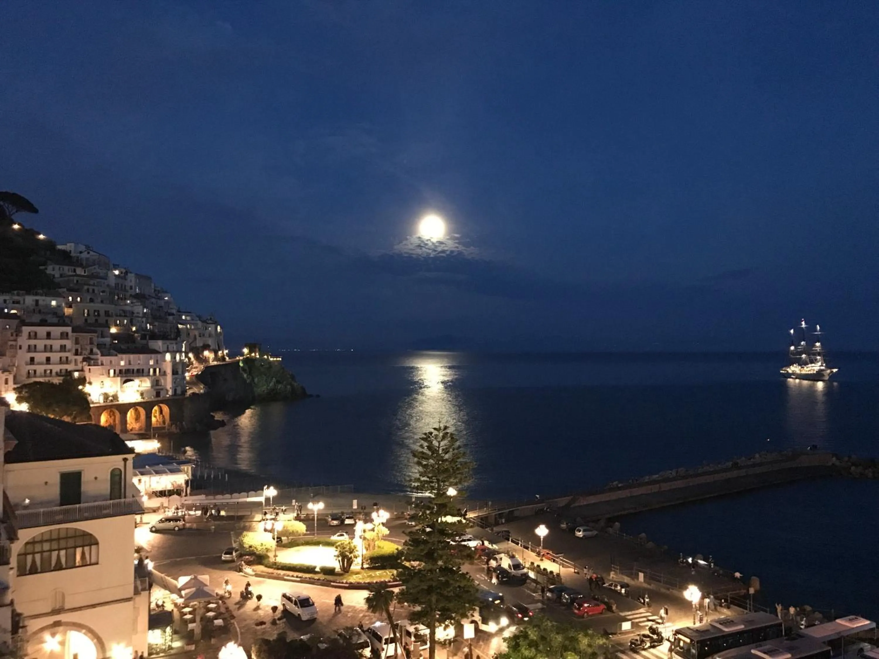 Sea view in Hotel Croce Di Amalfi