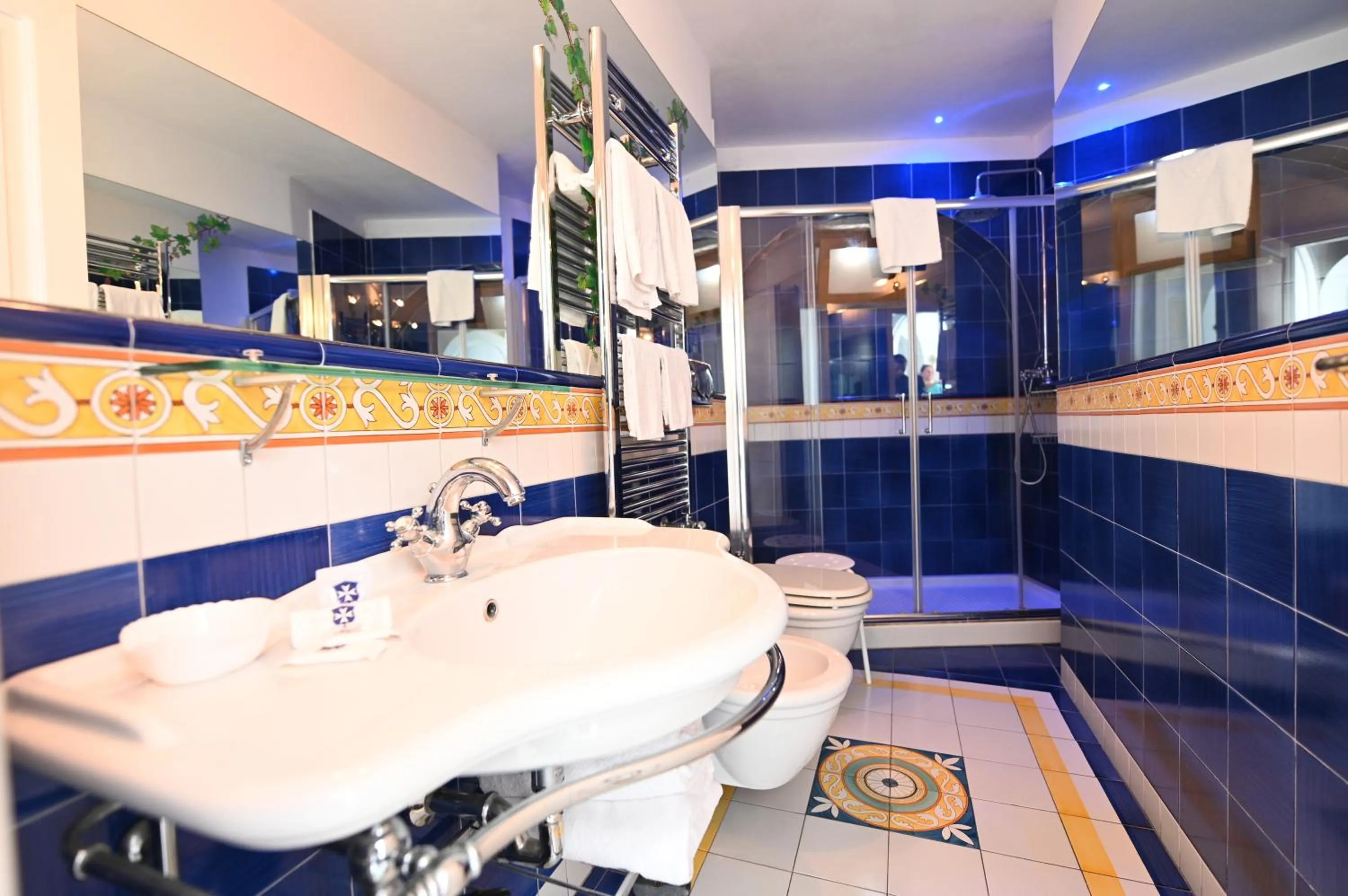 Bathroom in Hotel Croce Di Amalfi