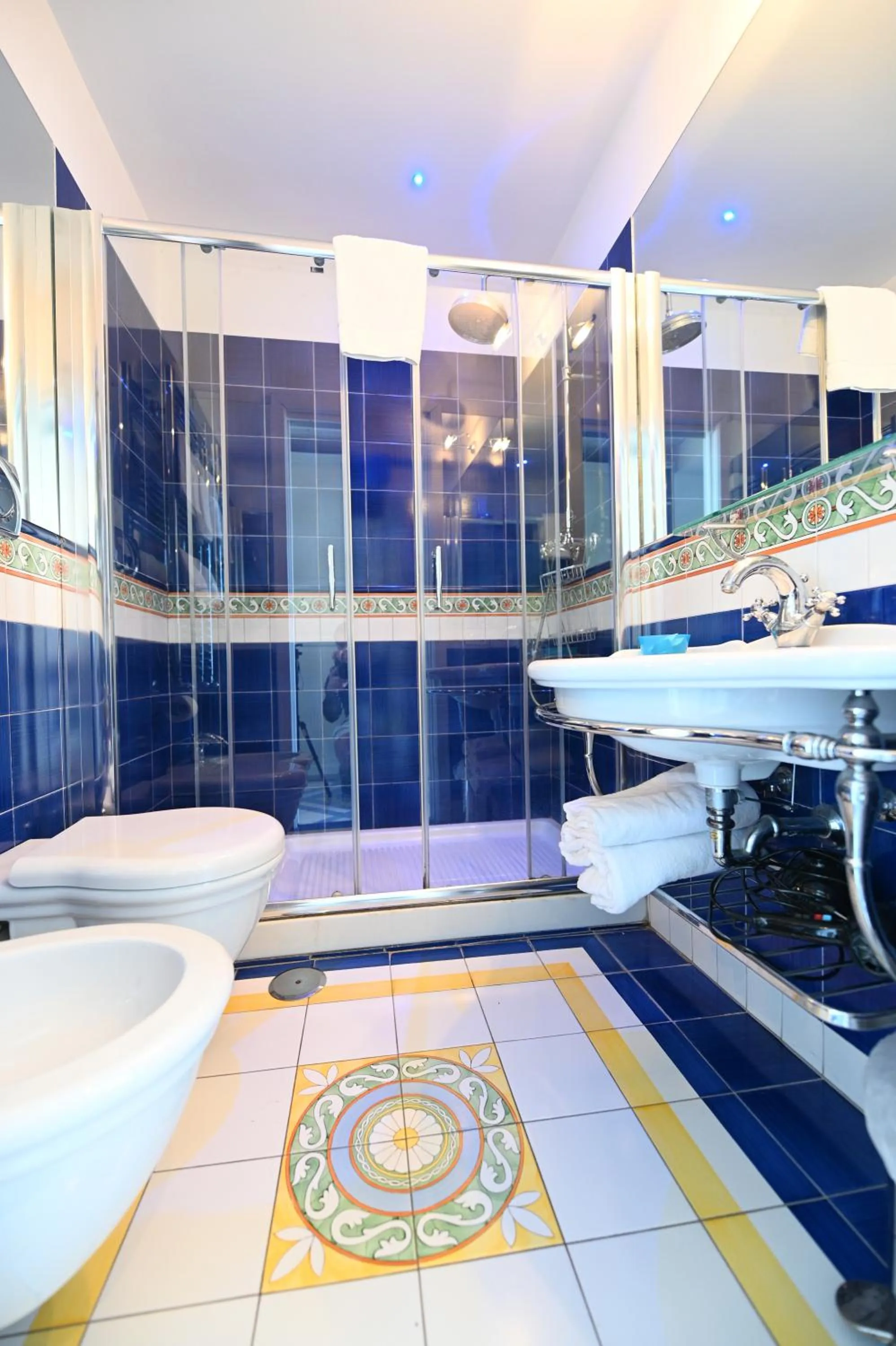 Bathroom in Hotel Croce Di Amalfi