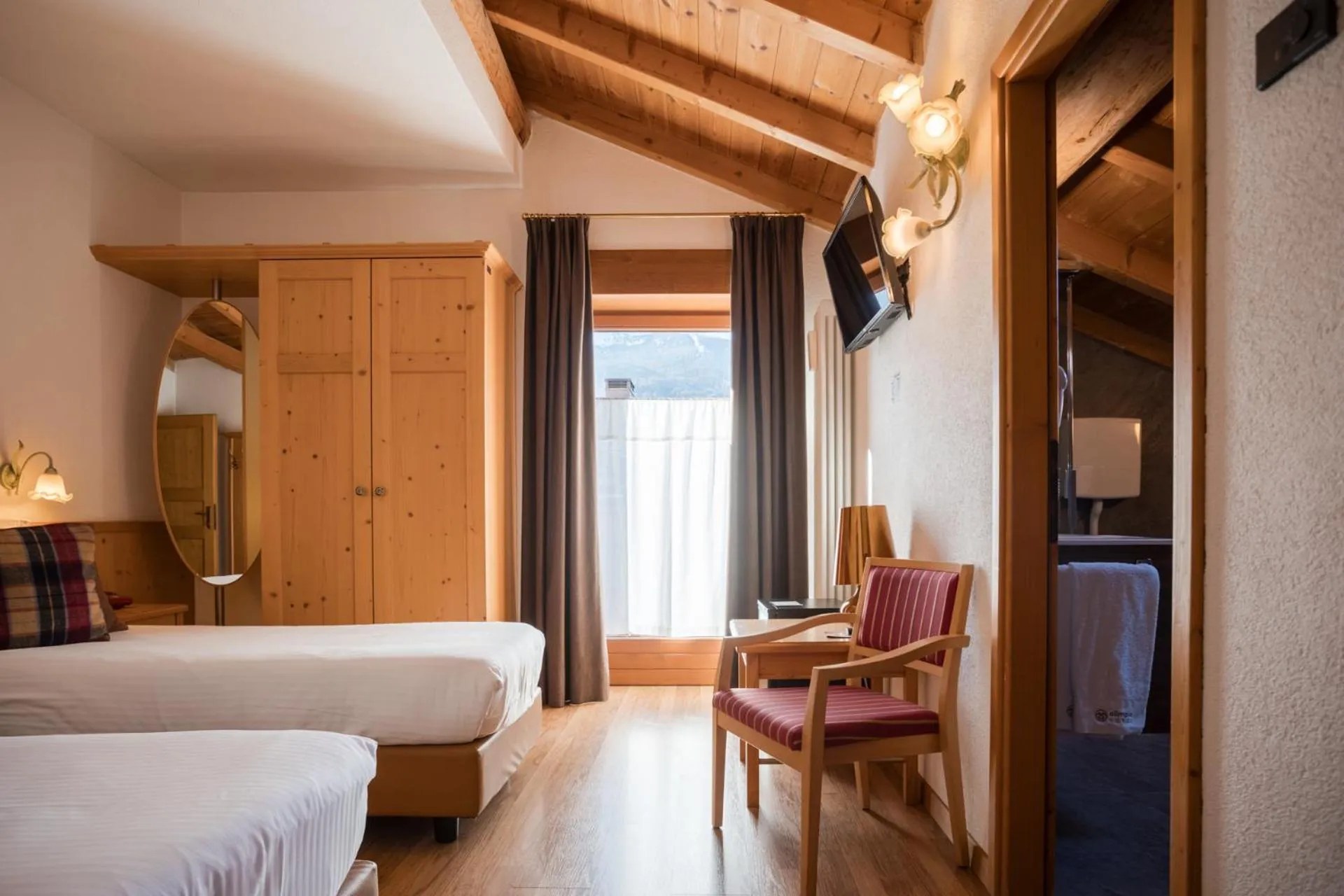 Bedroom, Bed in Olimpia Hotel