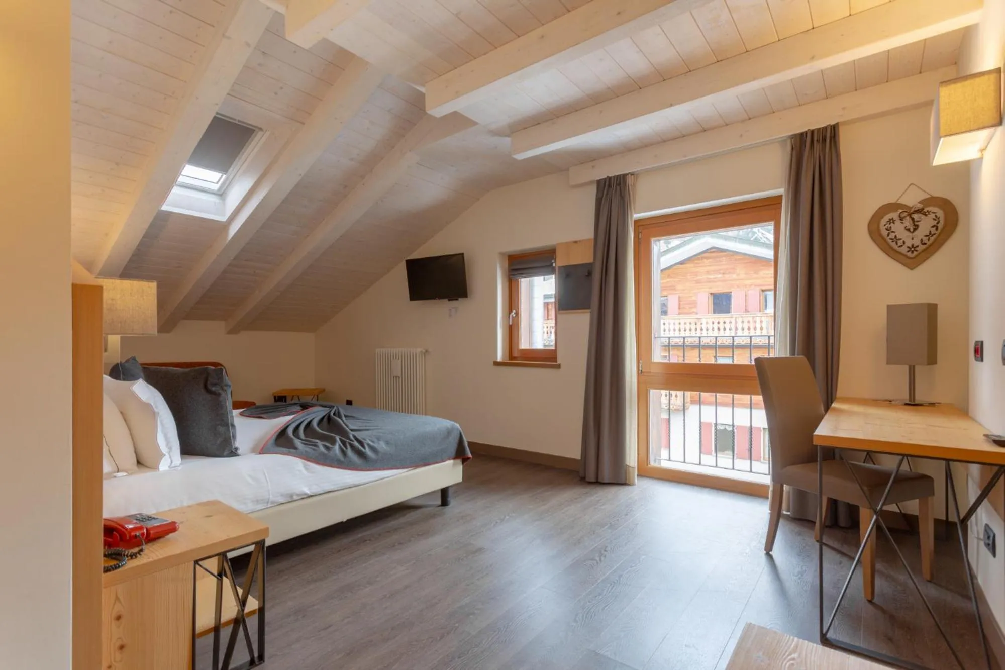 Bed in Olimpia Hotel