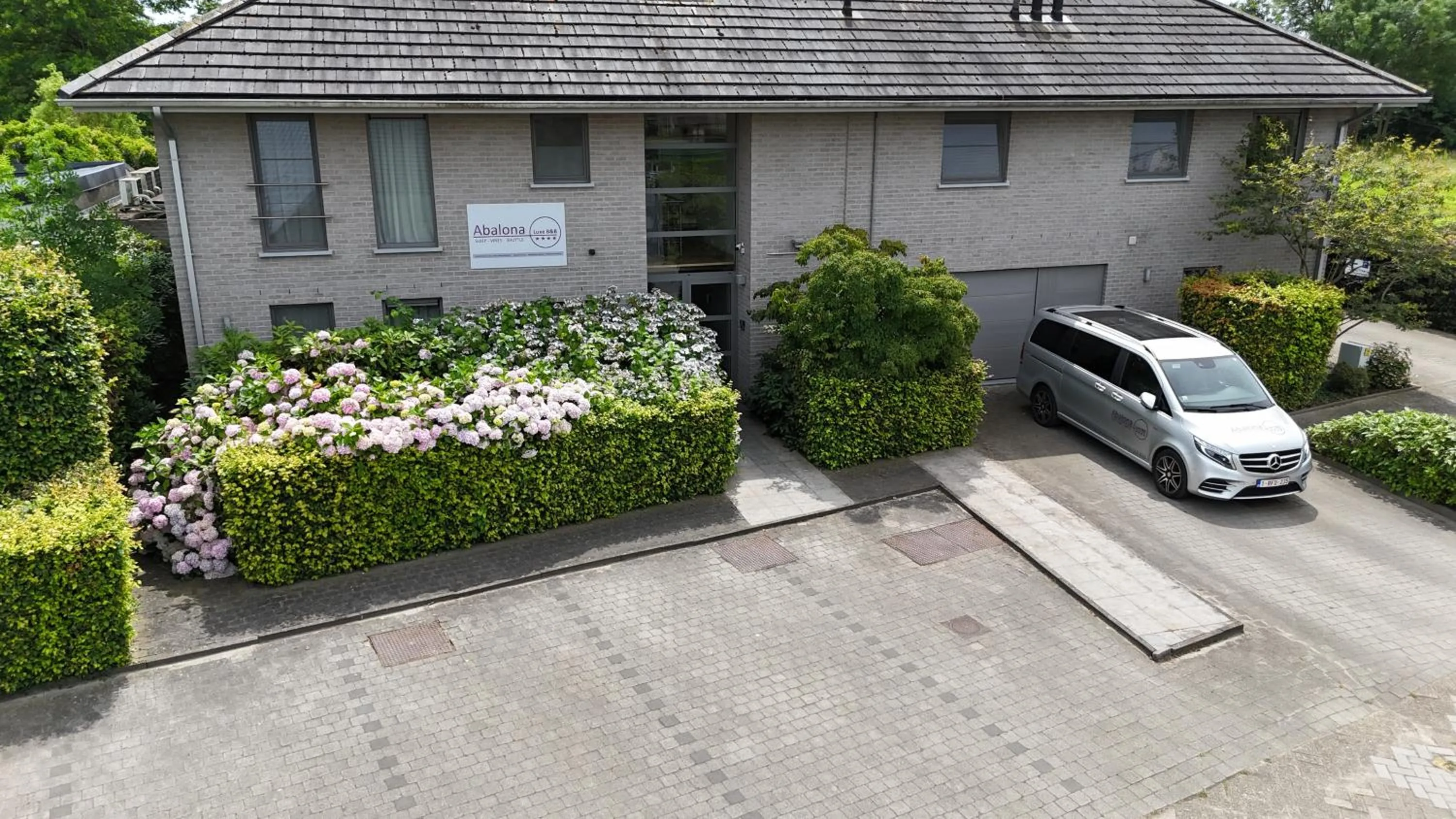 Property building in Abalona Hotel & Apartments