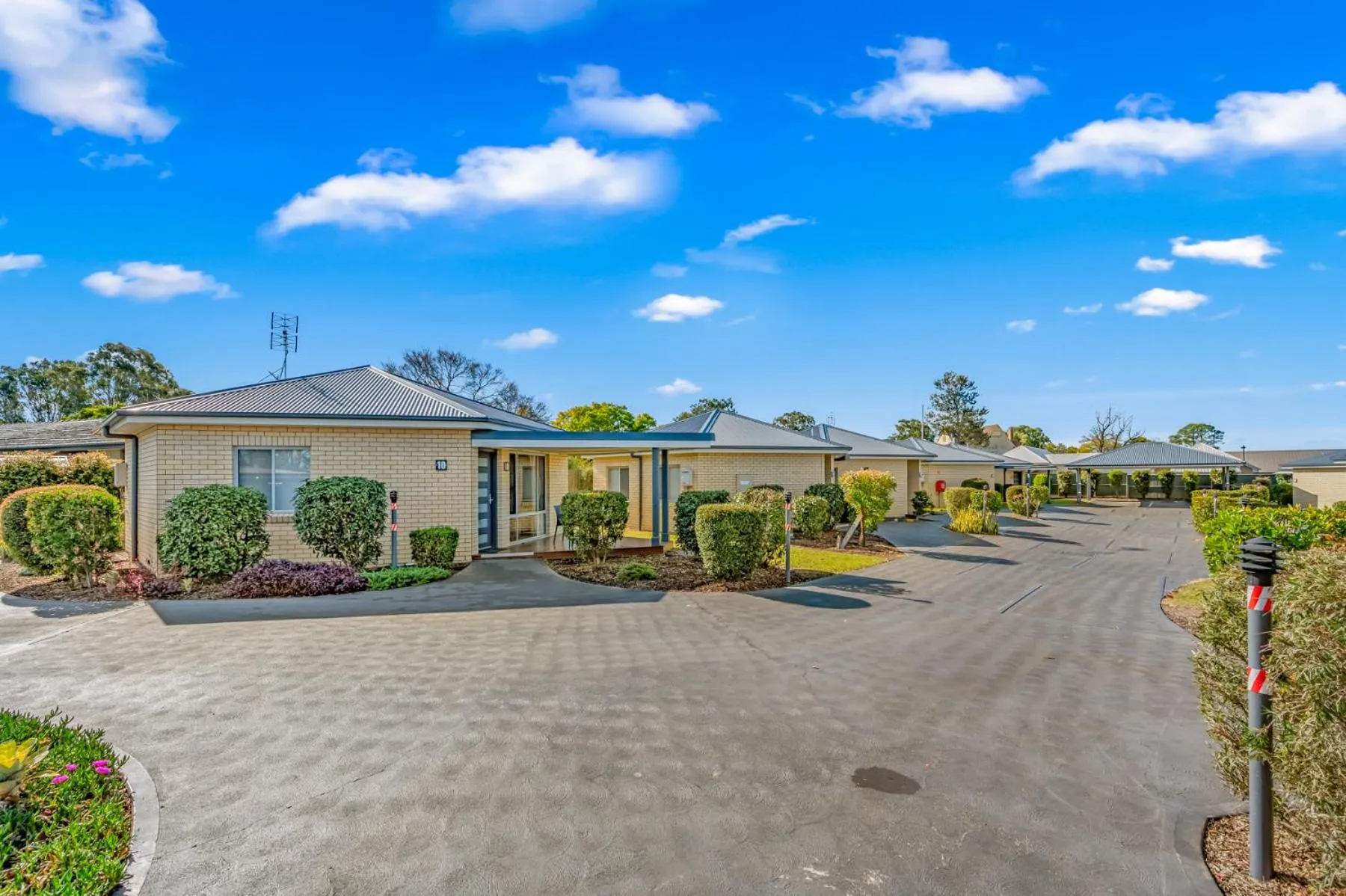 Garden view in Hunter Oasis