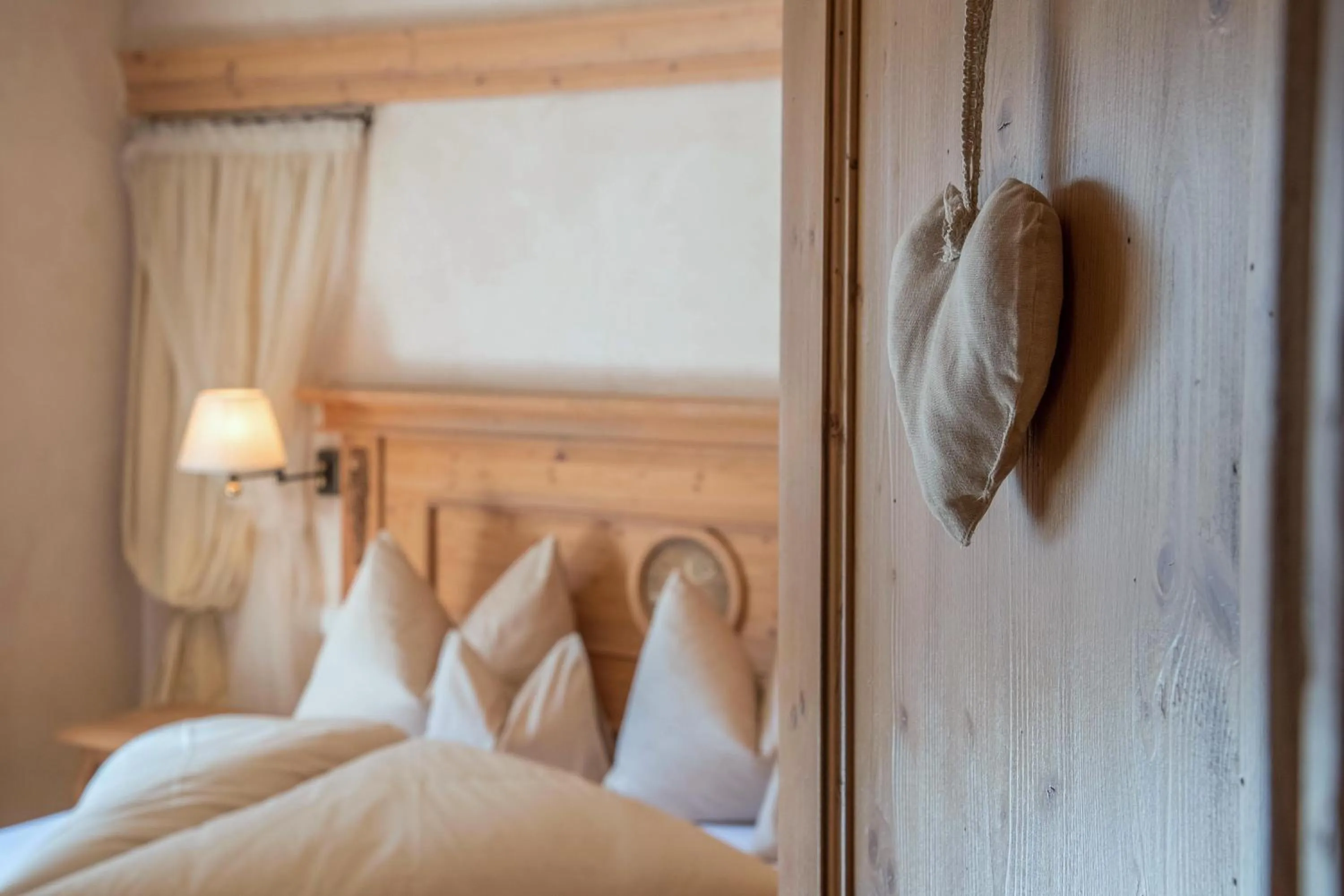 Decorative detail, Bed in Hotel Alpenblick Zillertal