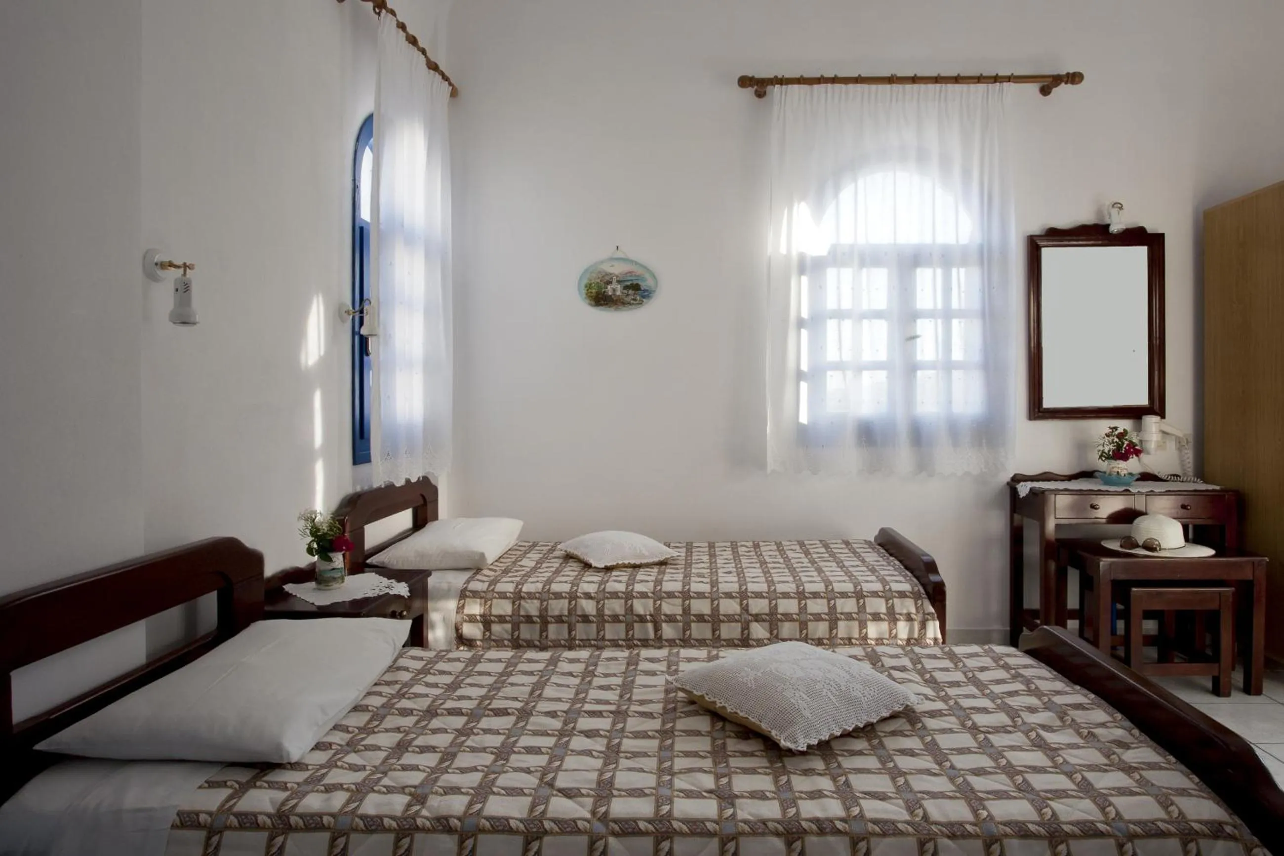 Bedroom, Bed in Ancient Thera Studios