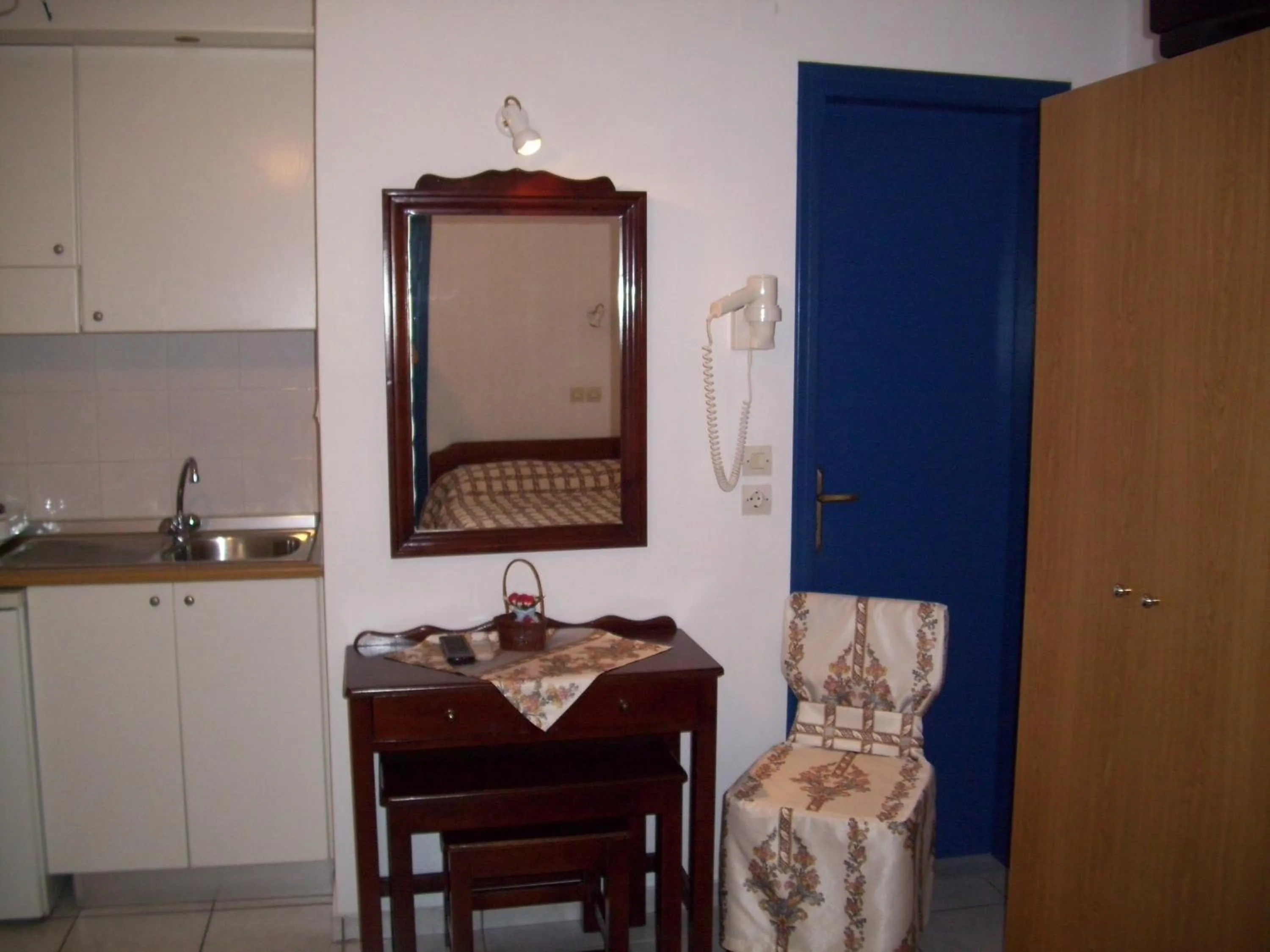 Bedroom in Ancient Thera Studios