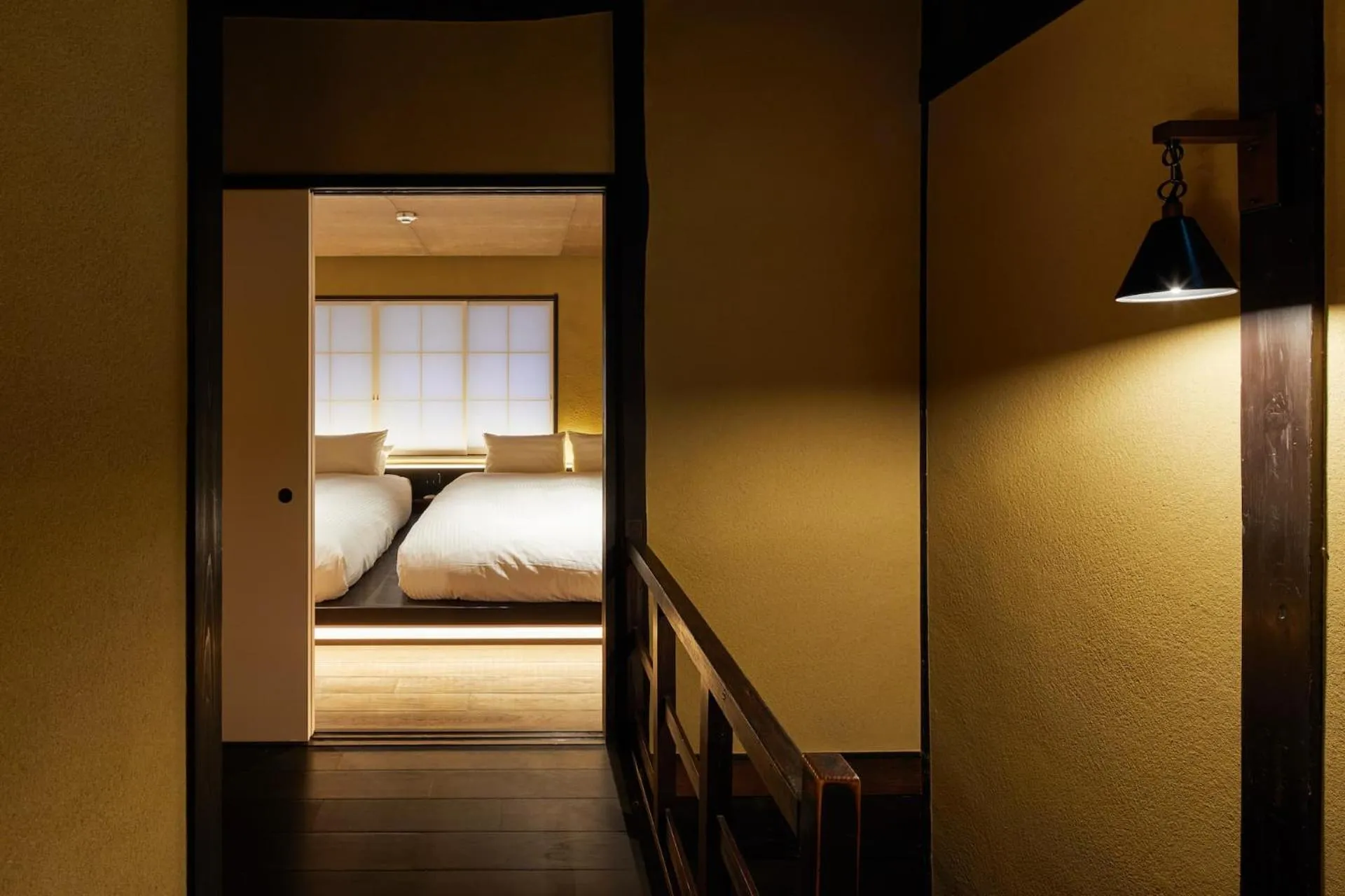 Bed in Kyoto Urushiro Wakasaya