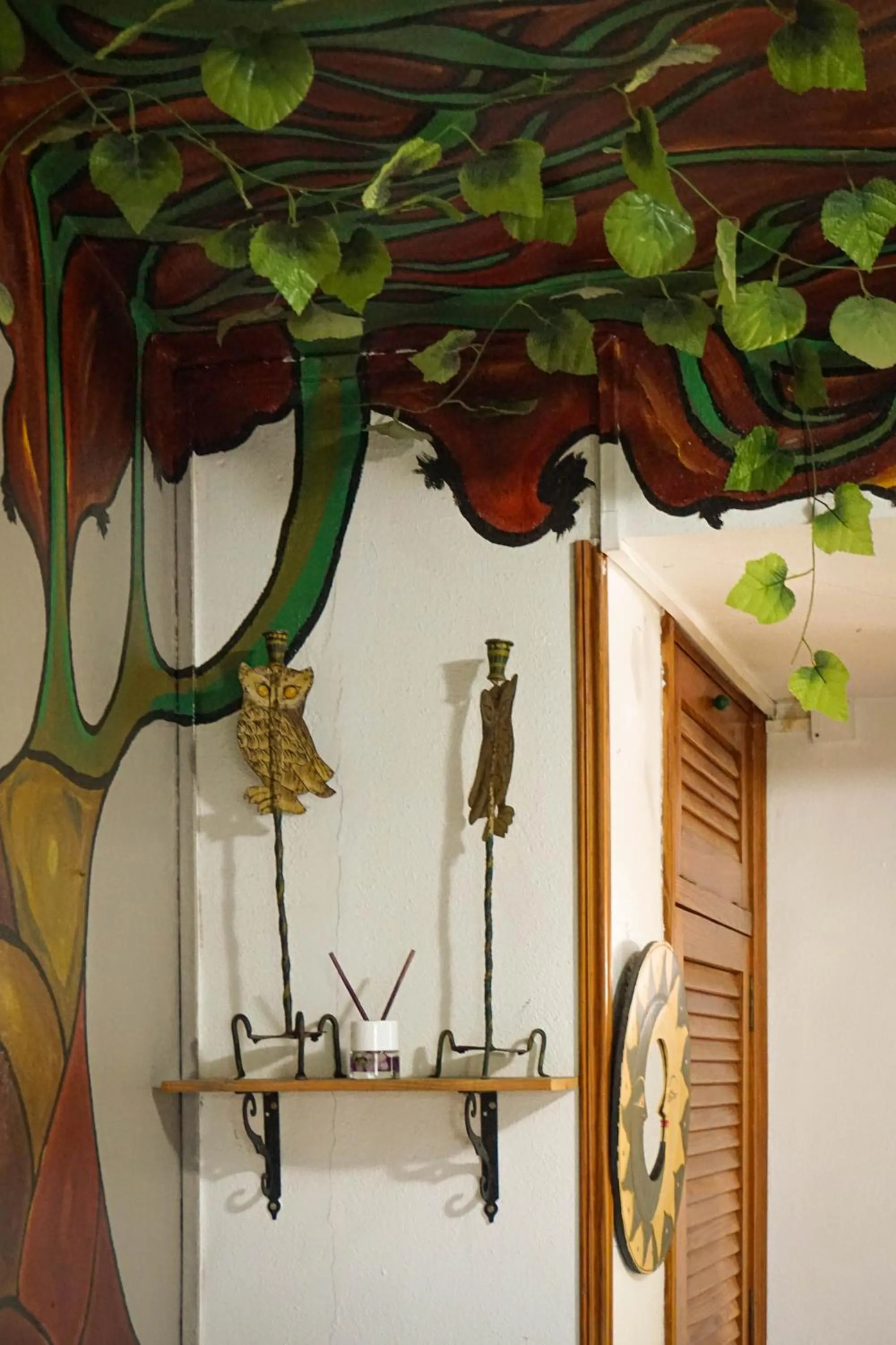 Decorative detail in La Casa Verde