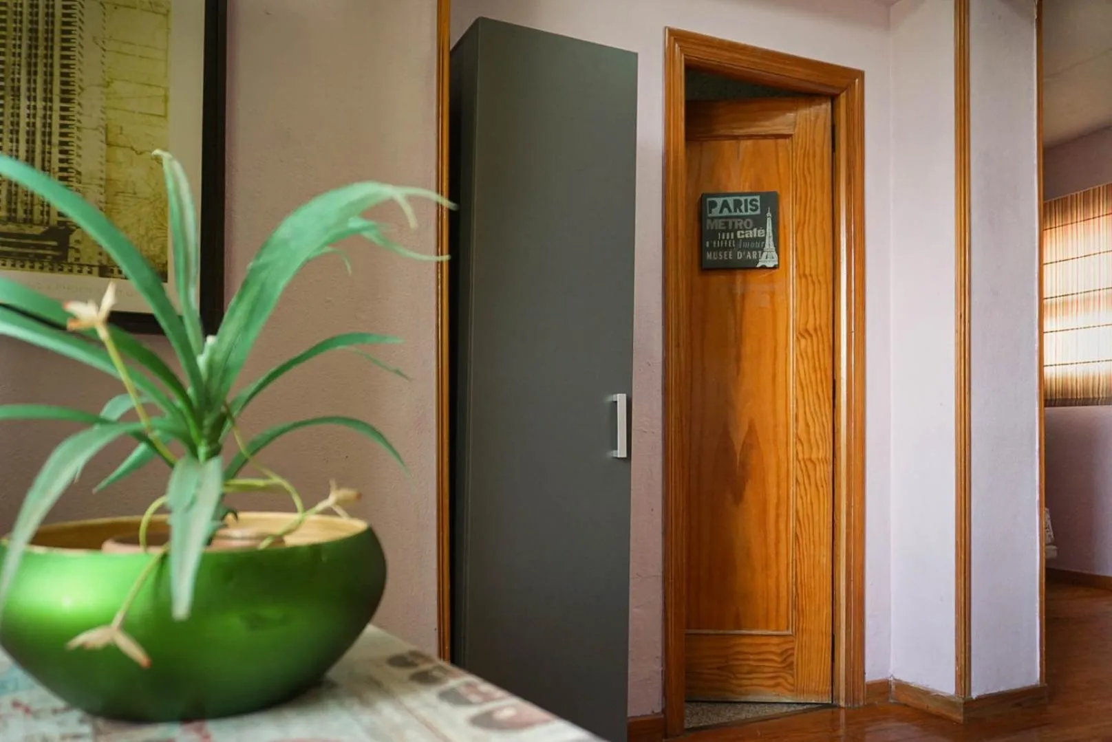 wardrobe in La Casa Verde