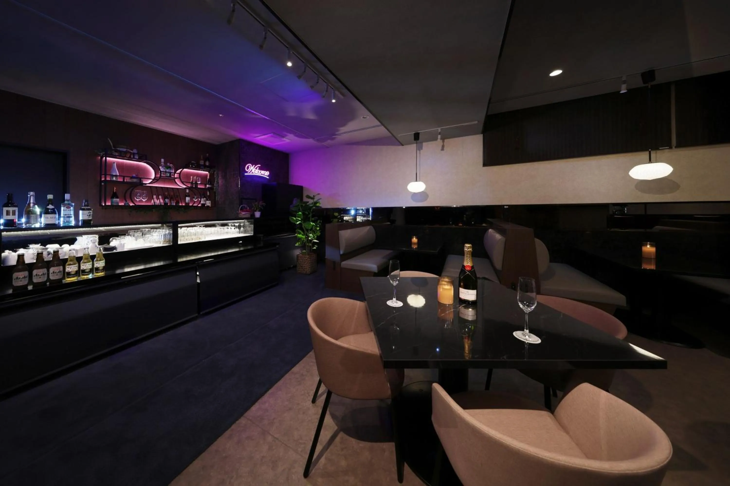 Restaurant/places to eat in Kuromon Crystal Hotel