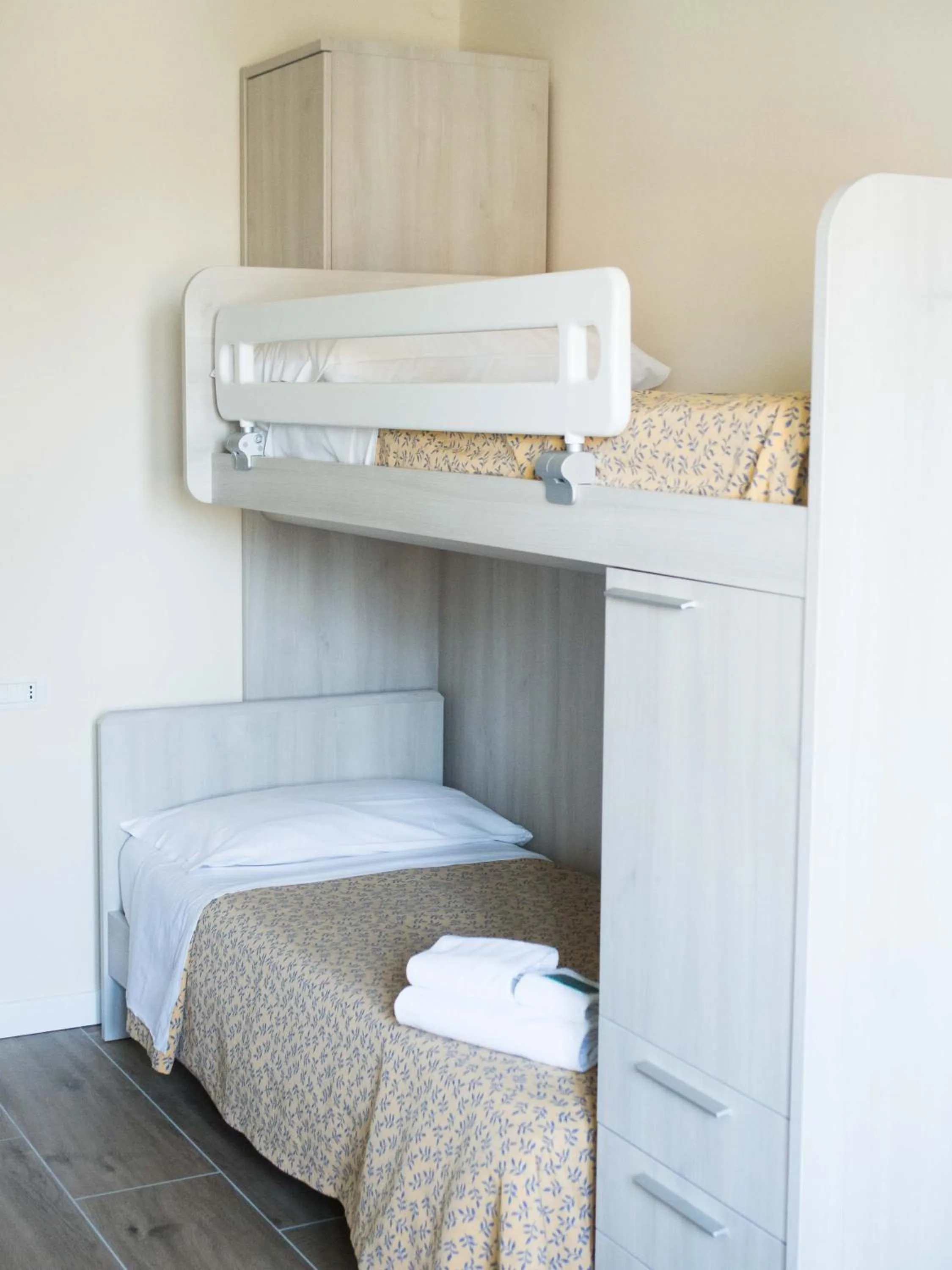 bunk bed, Bed in Albergo Zoello Je Suis