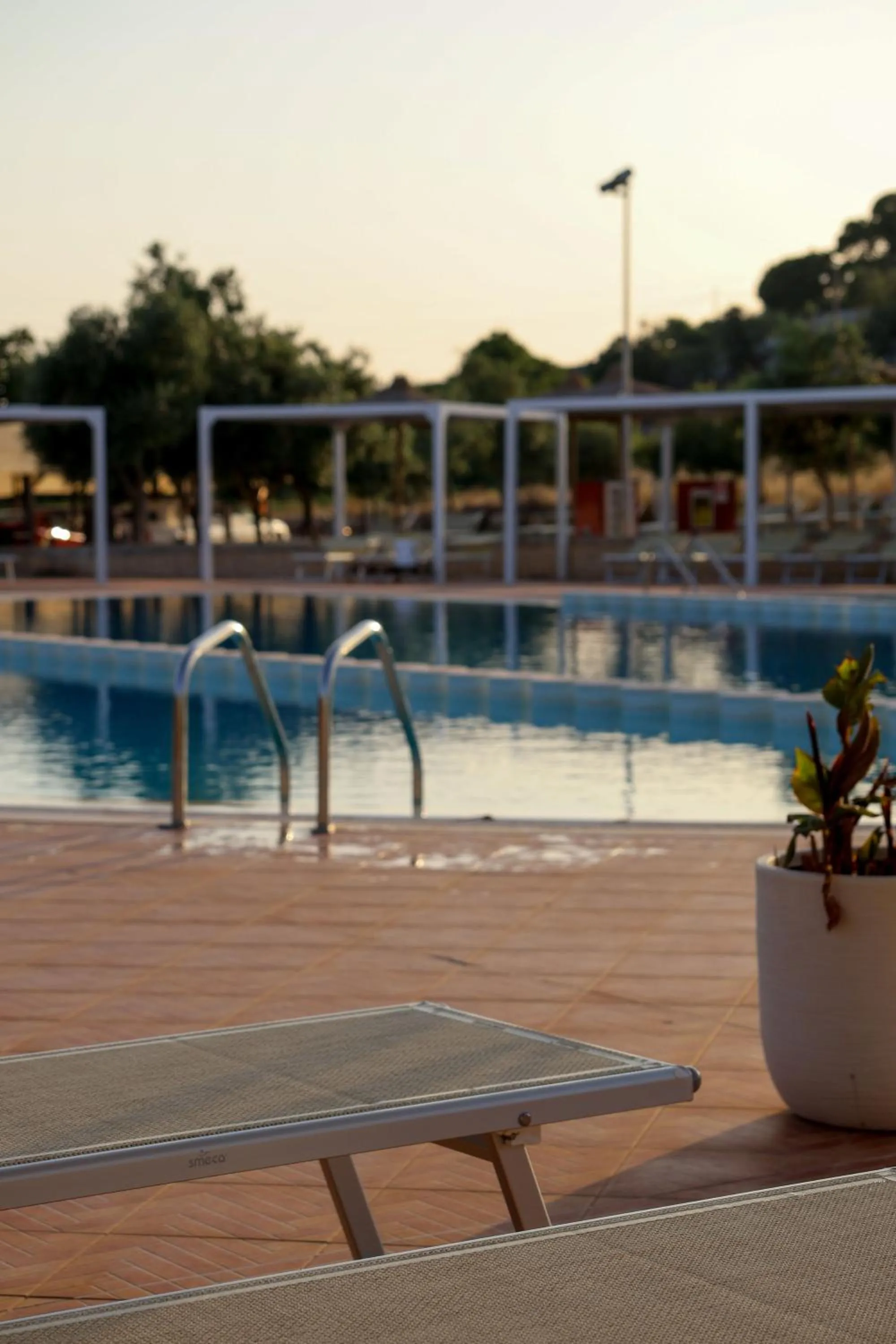 Swimming pool in Hotel Borgo Don Chisciotte