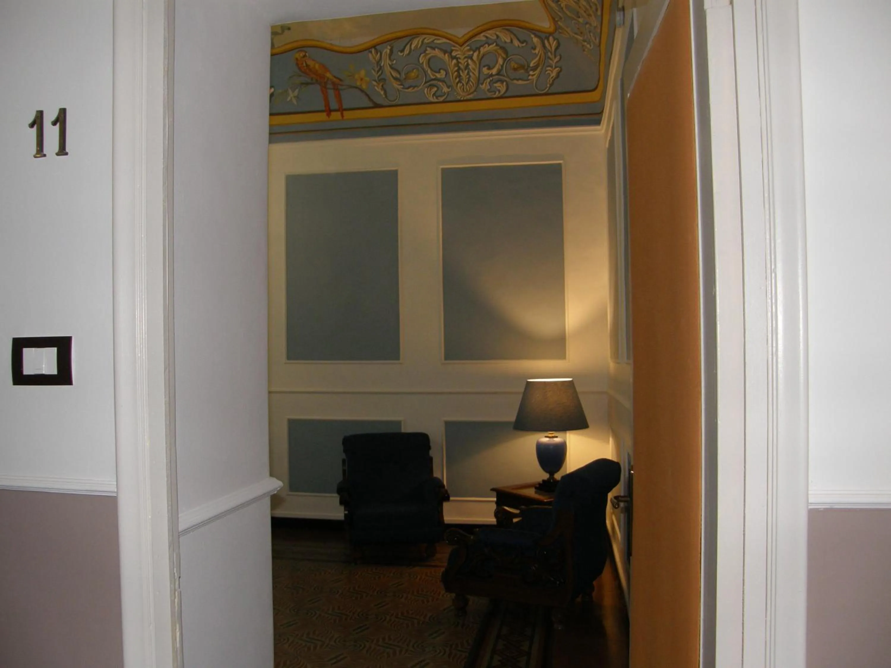 Photo of the whole room in Il Gattopardo House