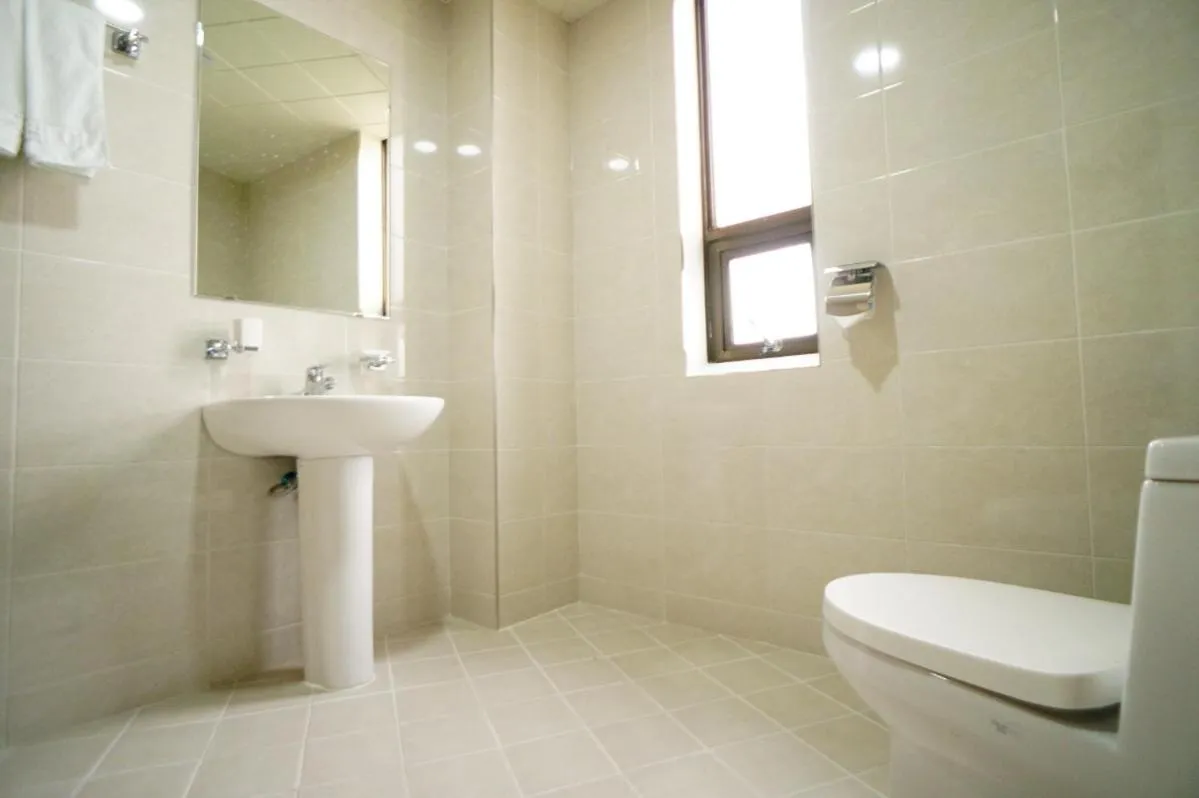 Shower, Bathroom in Ora Stay Hotel