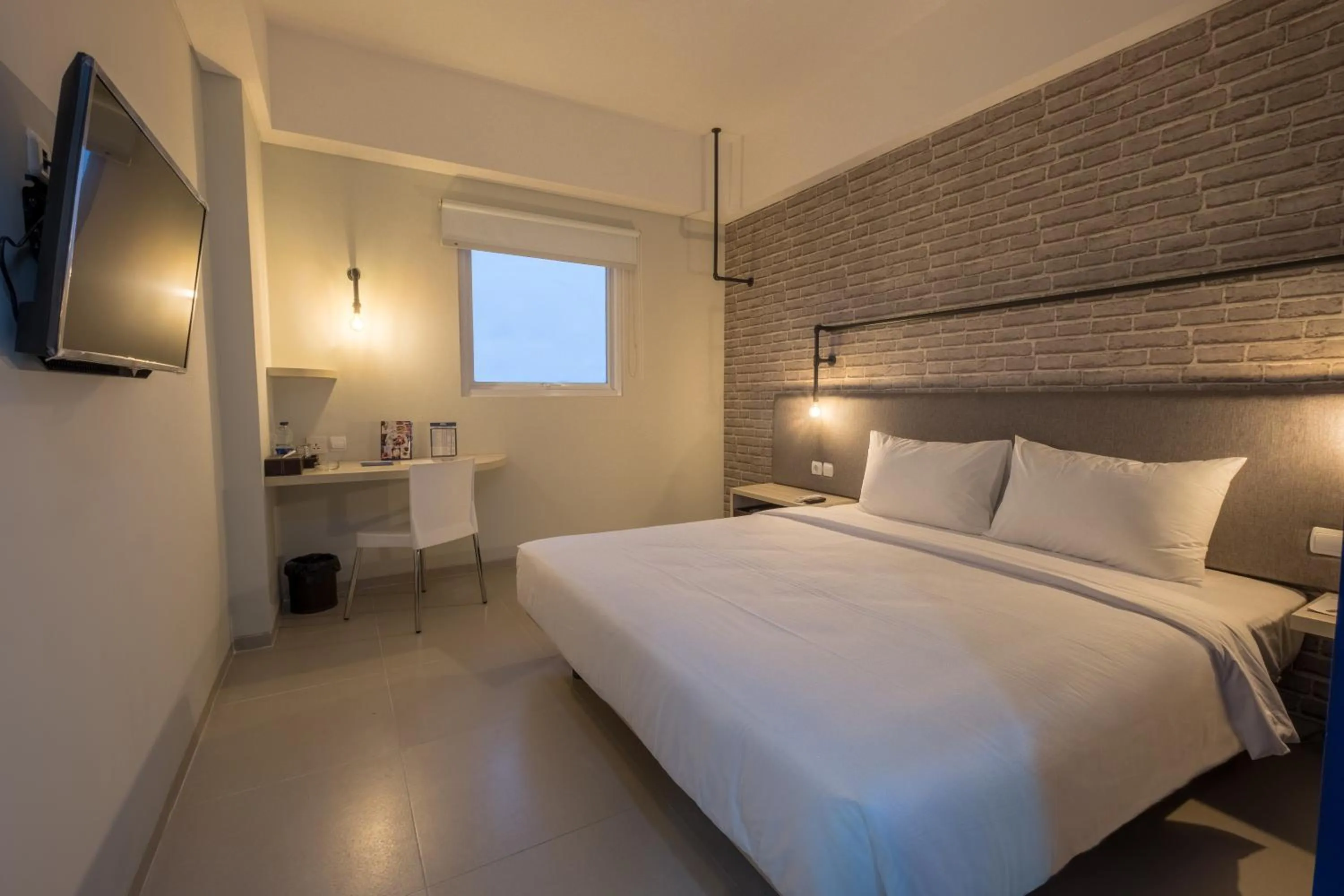 Bedroom, Bed in Hotel 88 Bekasi By WH