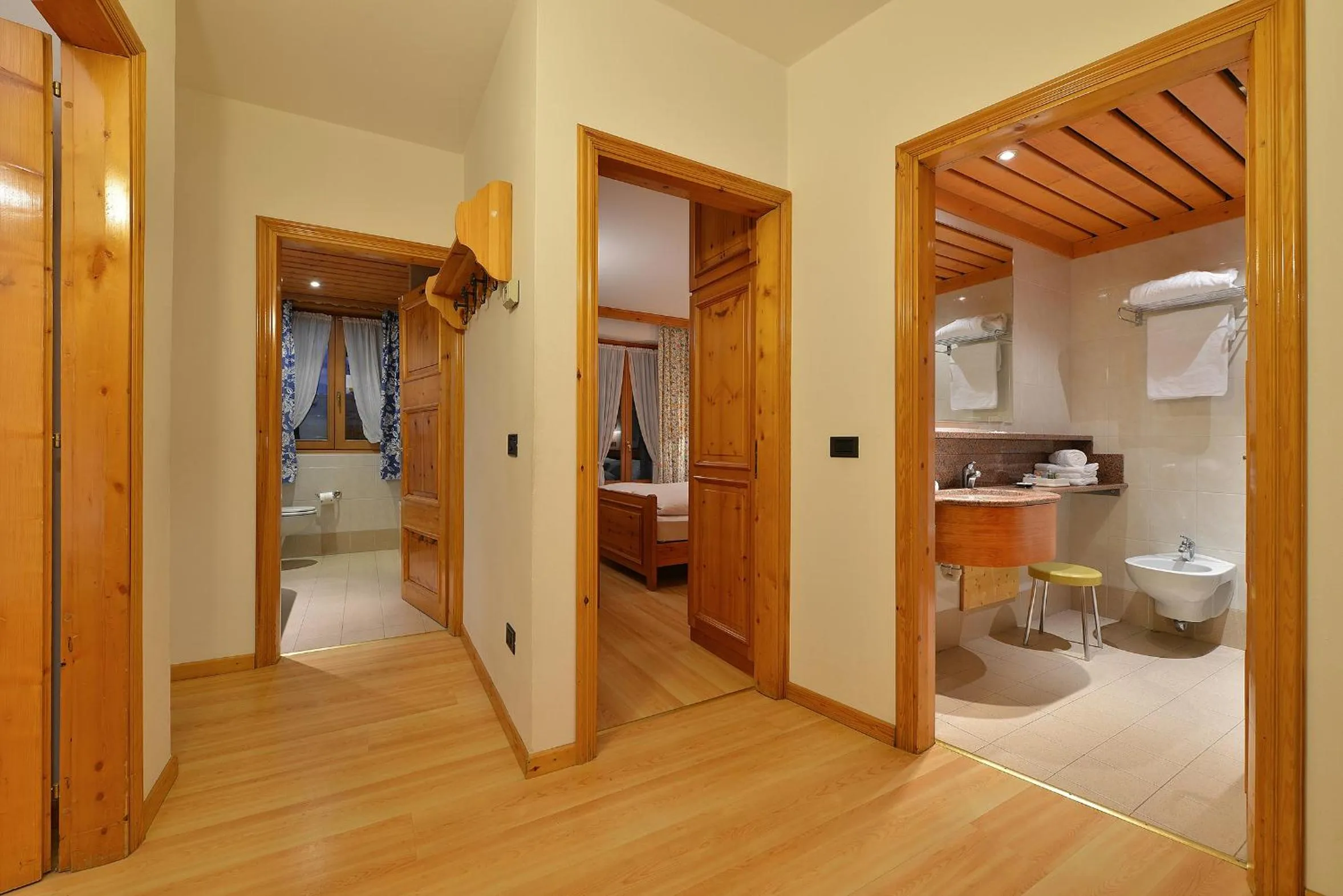 Area and facilities, Bed in Hotel Posta