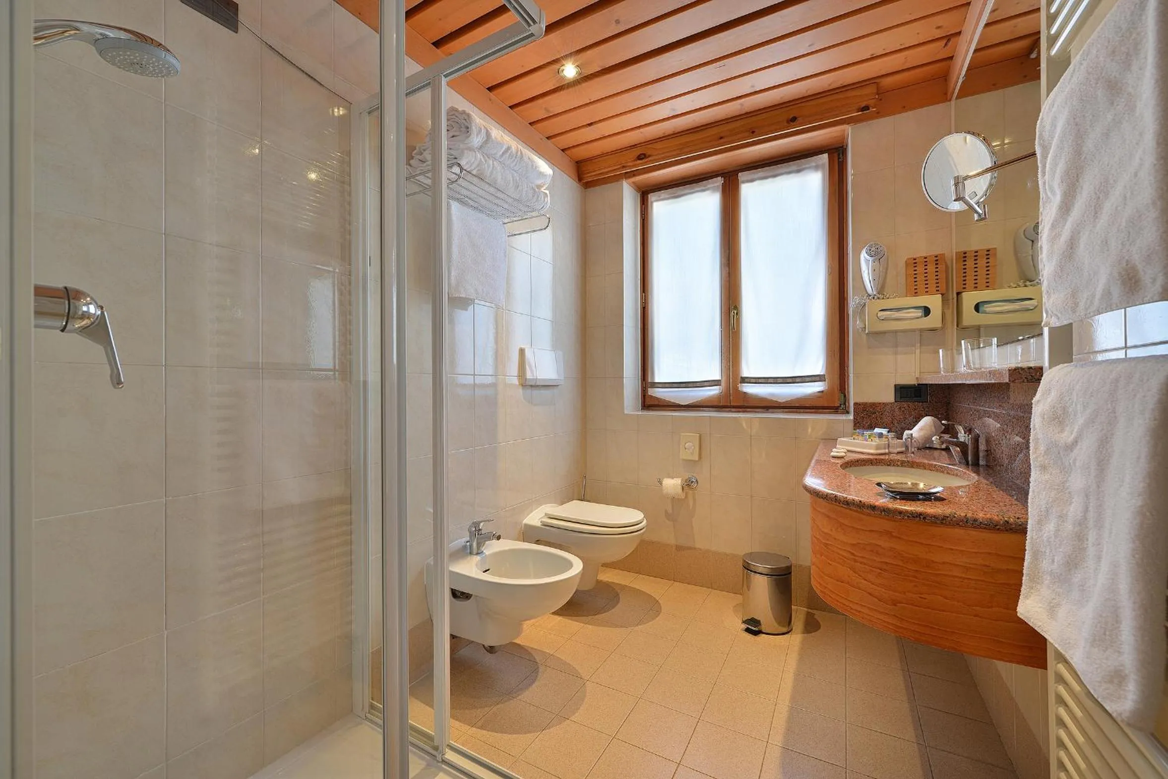 Bathroom in Hotel Posta