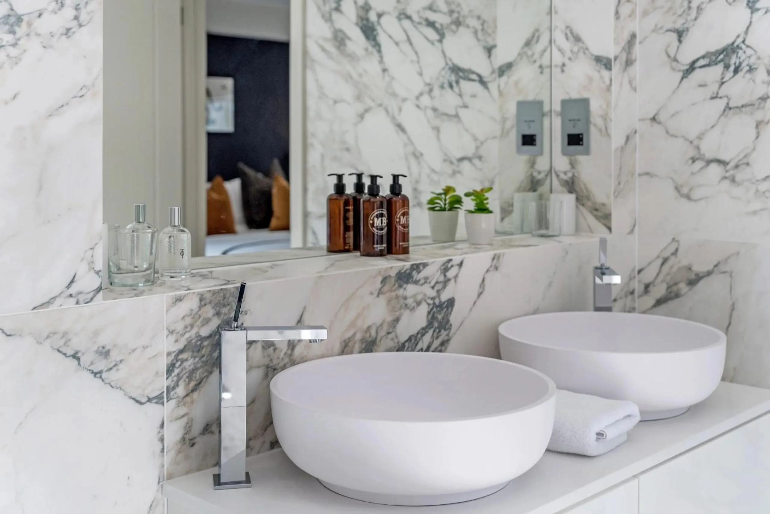 Bathroom in Buckingham & Lloyds