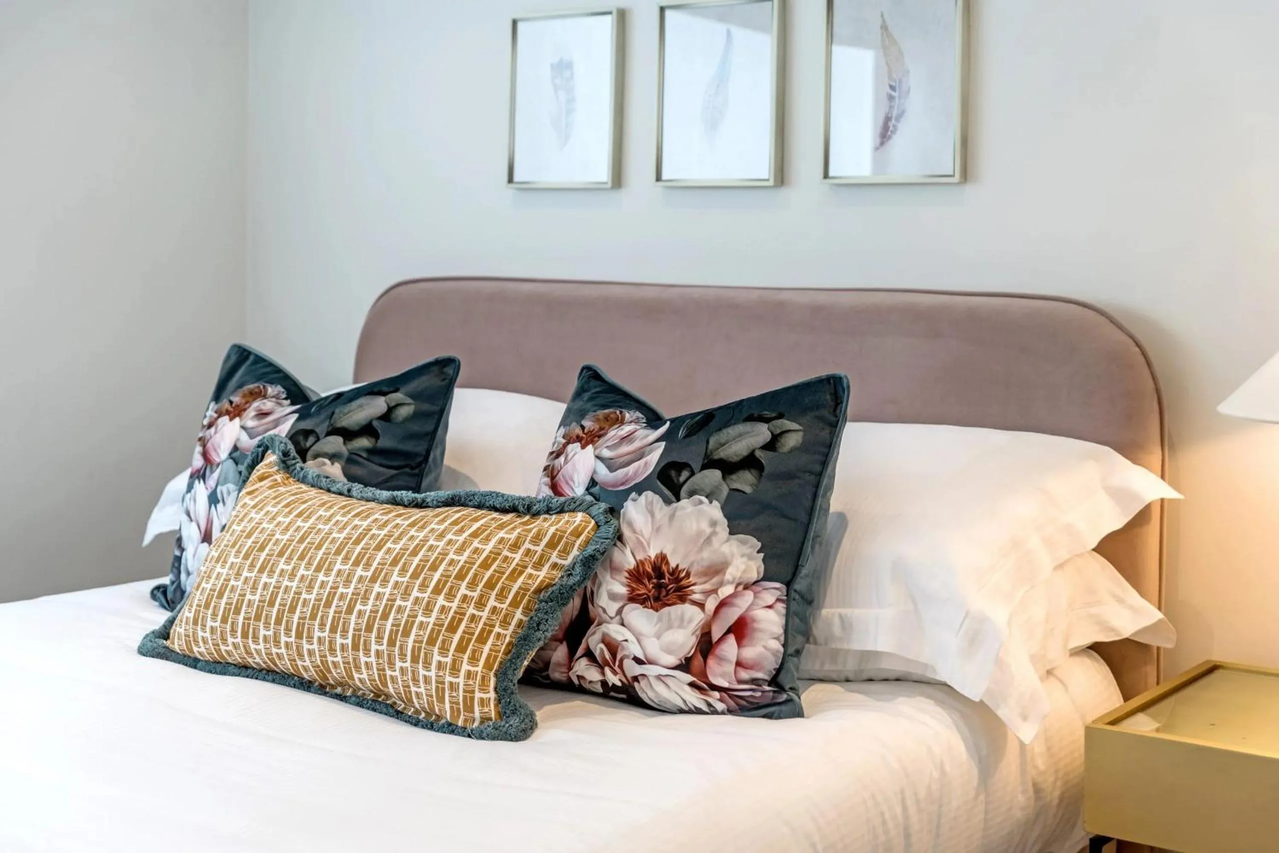 Bed in Buckingham & Lloyds