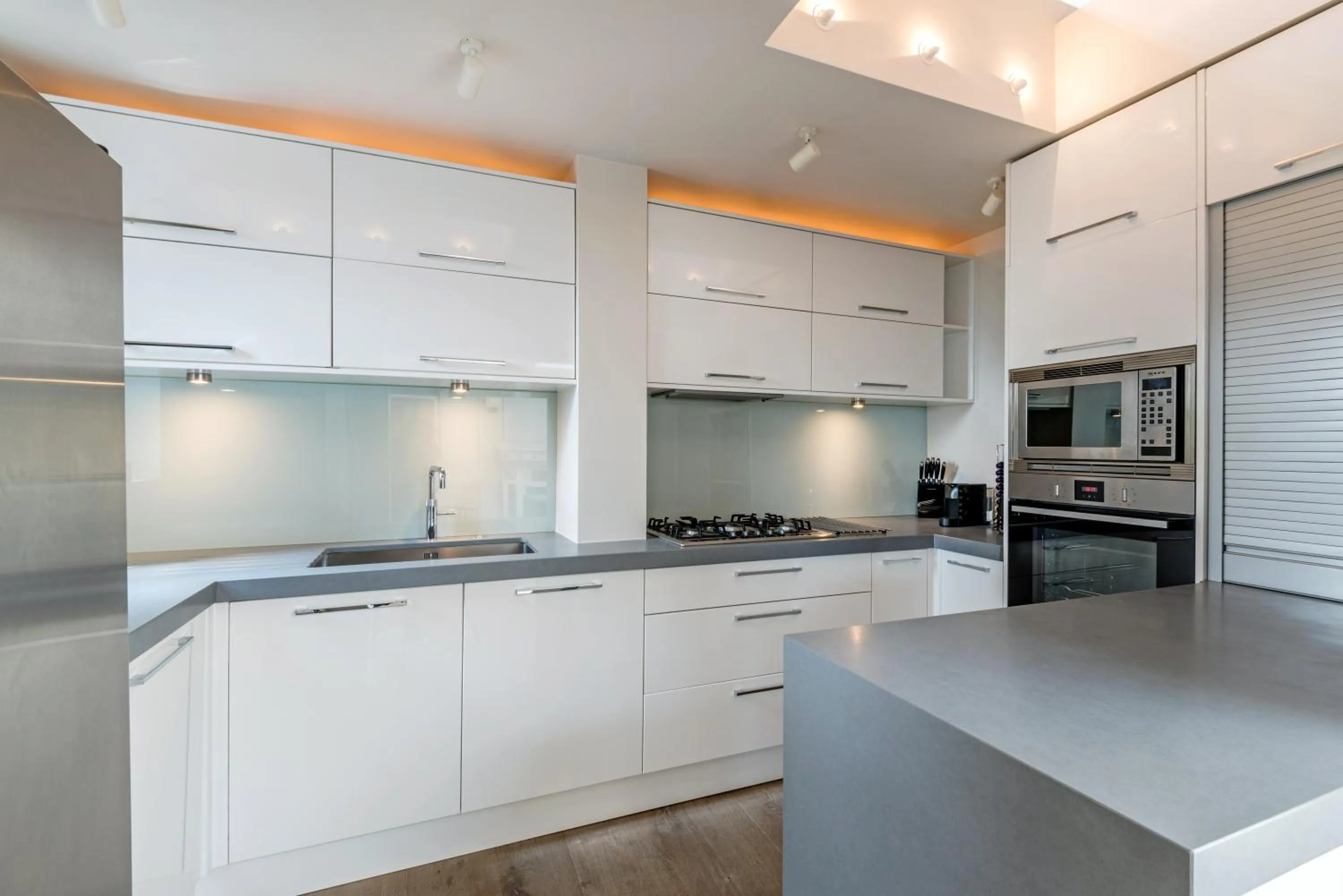 Coffee/tea facilities in Buckingham & Lloyds