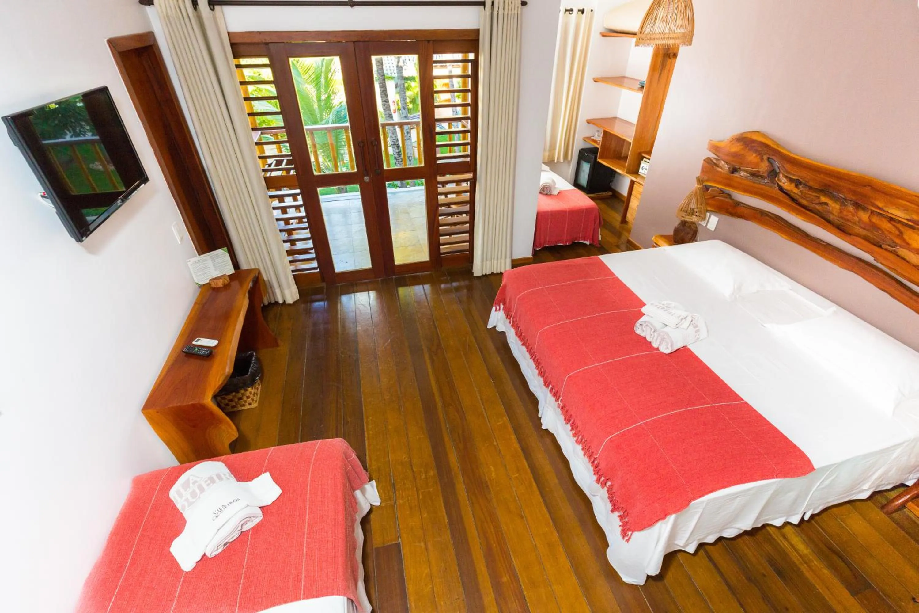 Photo of the whole room, Bed in Vila Coqueiros Boutique Hotel