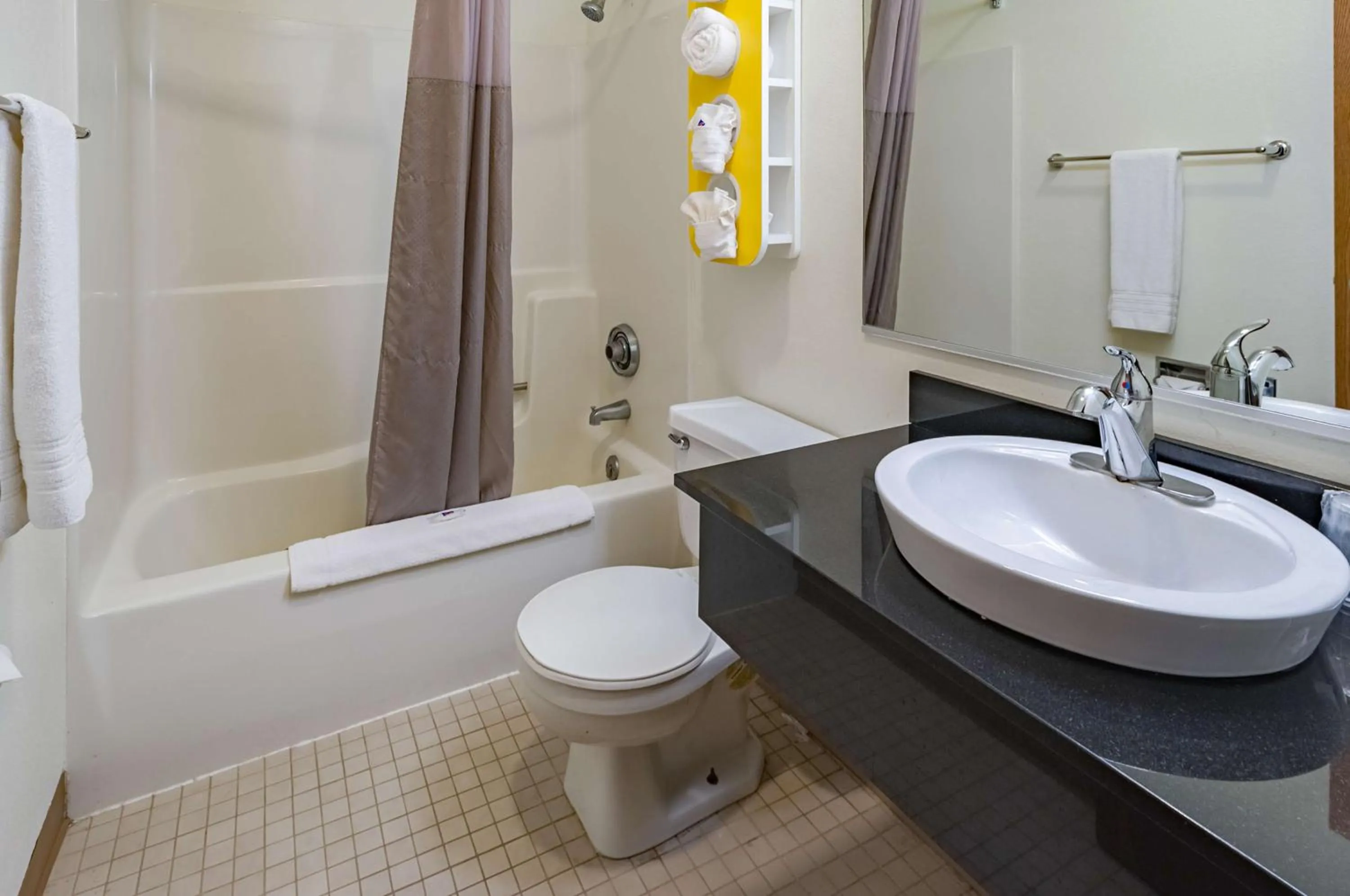 Shower in Motel 6-Drums