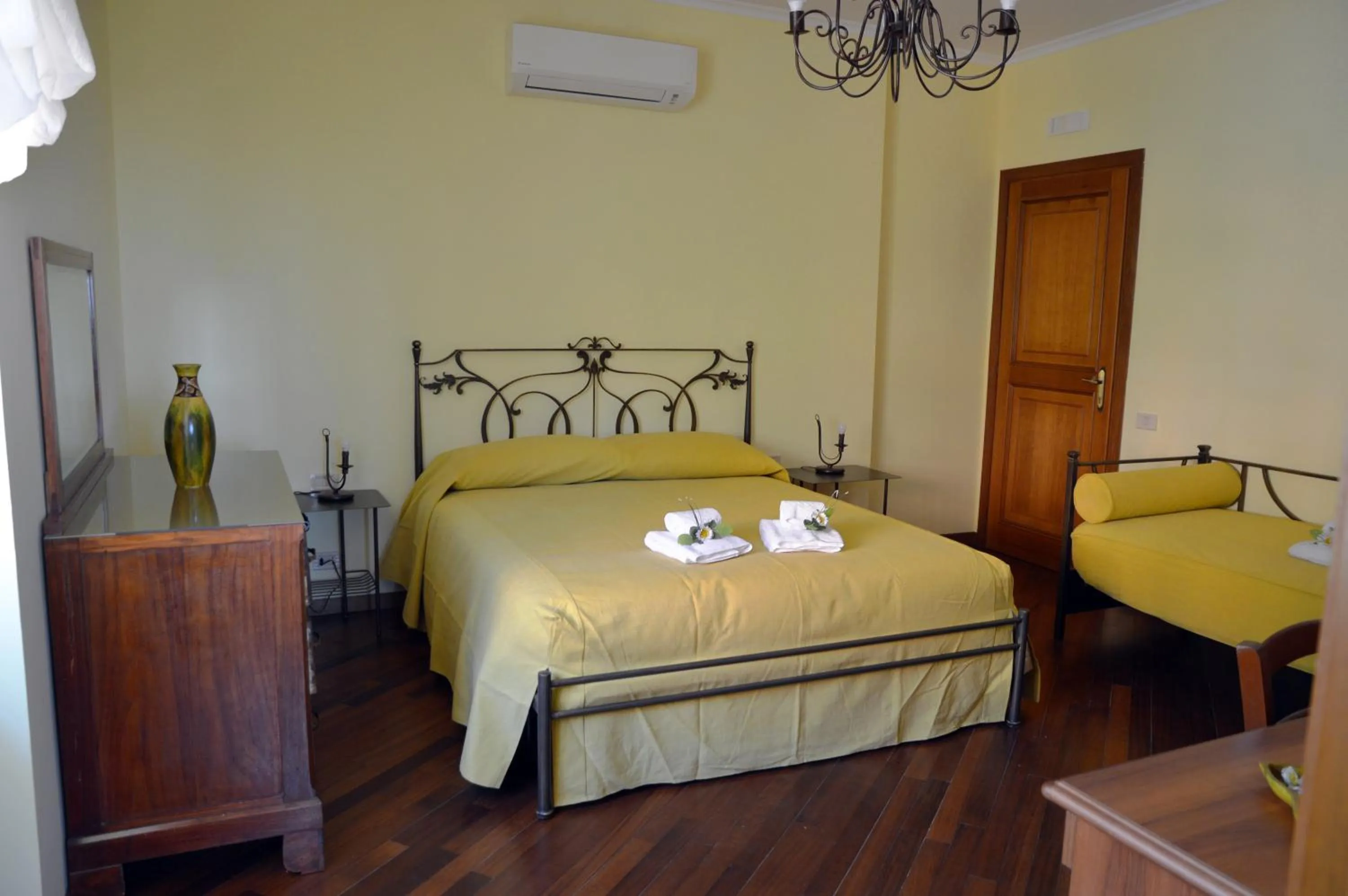 Bed in Antica Villa di Bruto