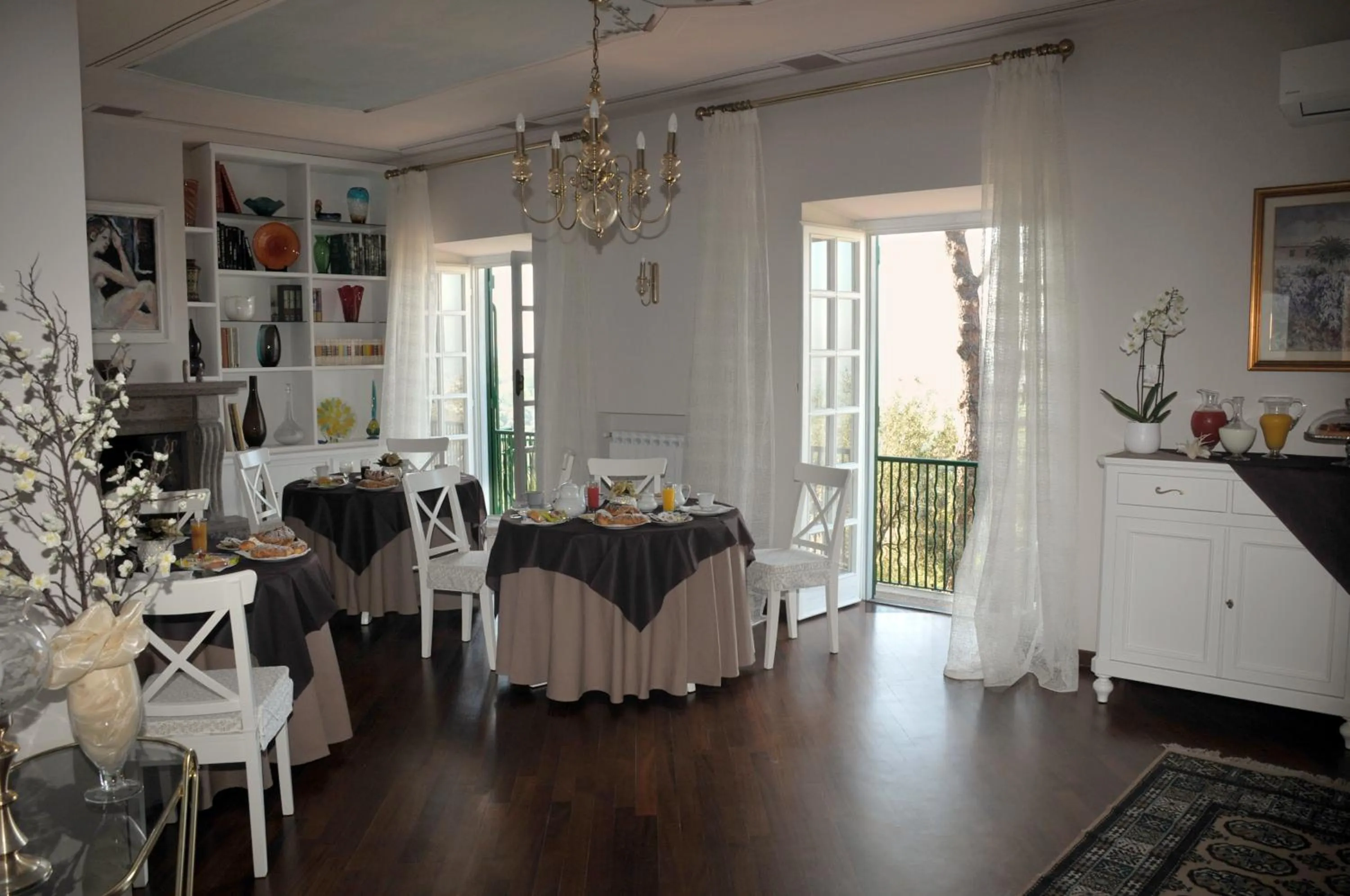 Breakfast in Antica Villa di Bruto